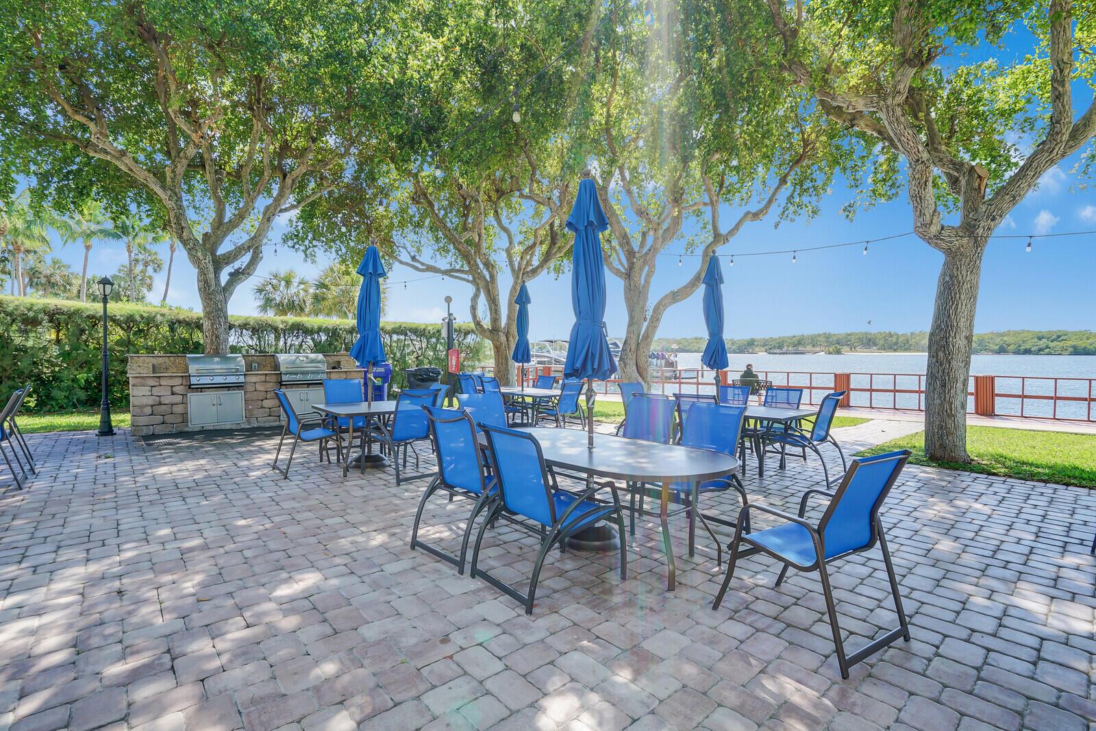 2121 N Ocean Boulevard 305w