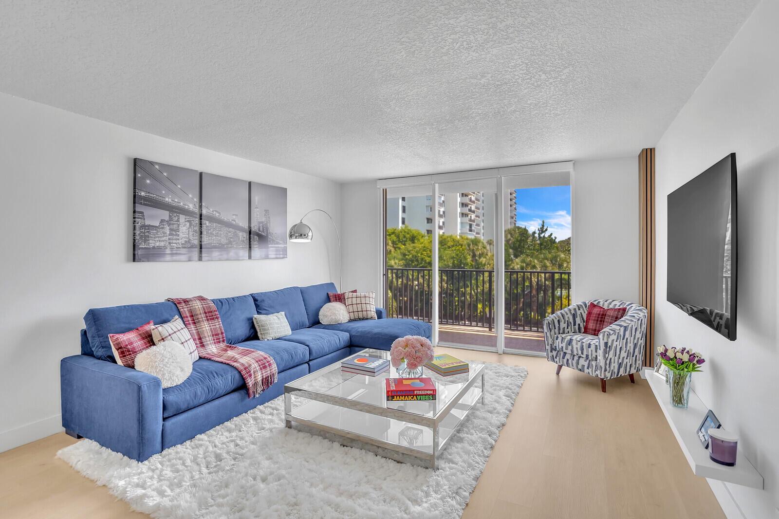 2121 N Ocean Boulevard 305w