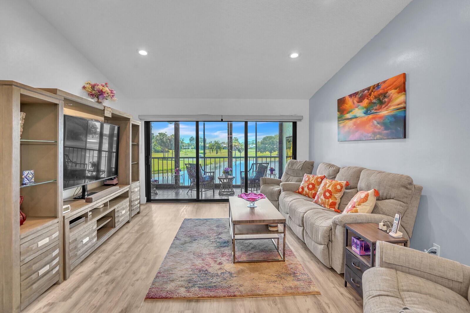 5152 Golfview Court 1825