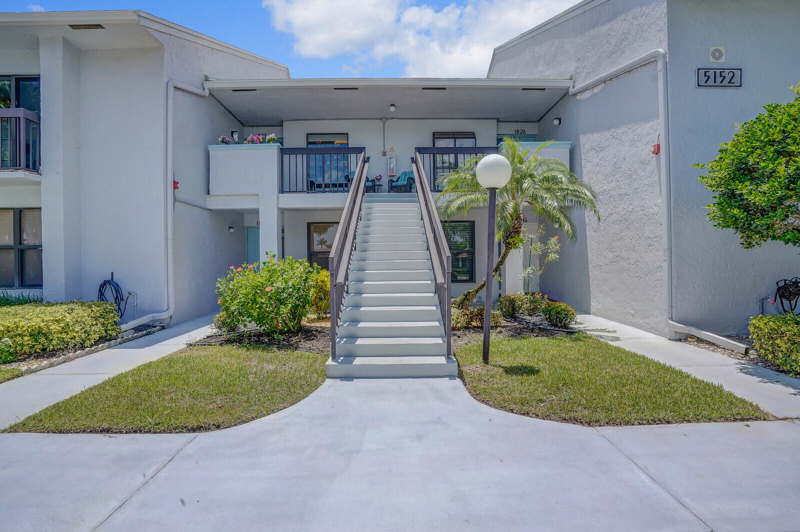 5152 Golfview Court 1825