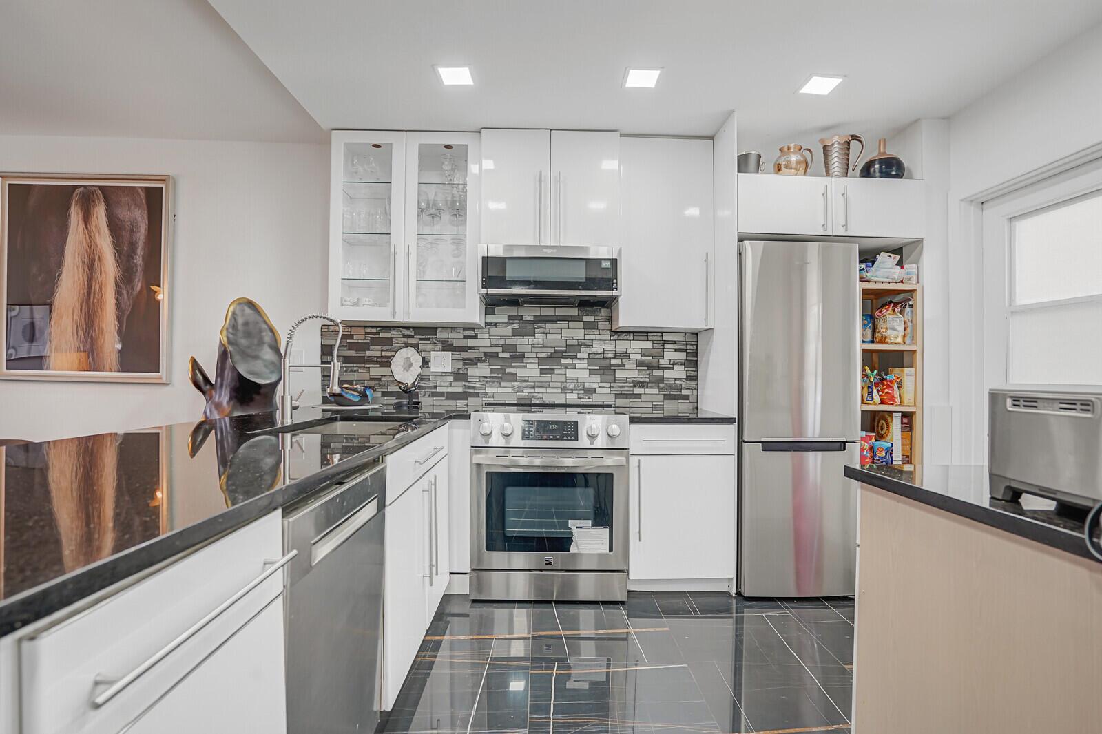 2751 N Palm Aire Drive 404