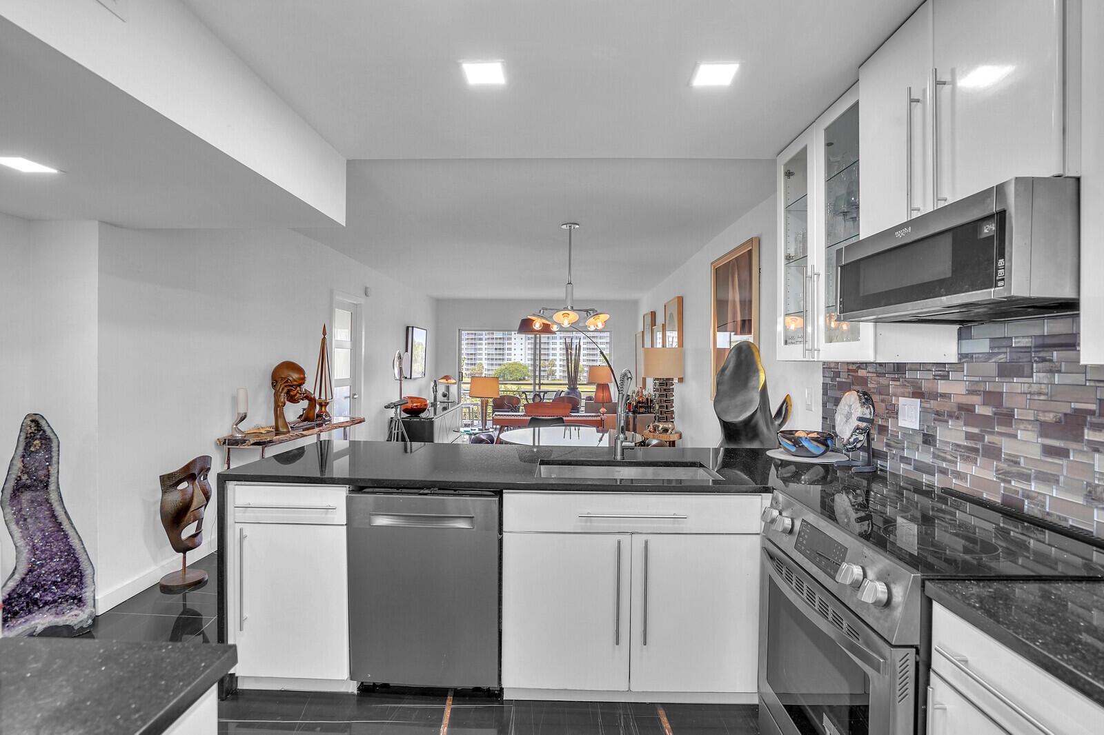 2751 N Palm Aire Drive 404