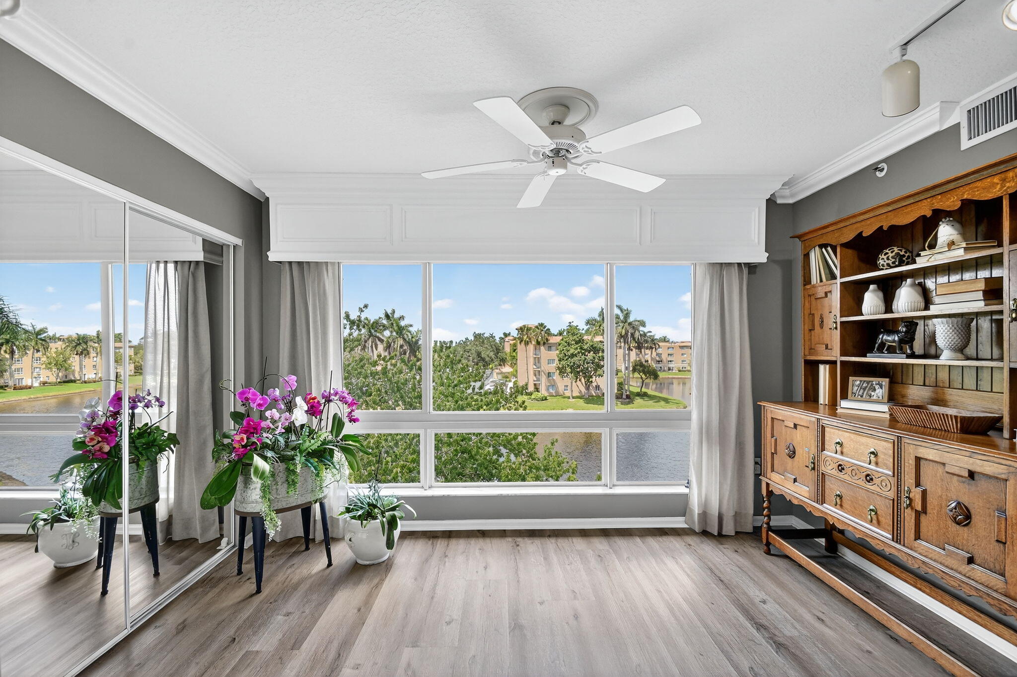 5777 Gemstone Court 407