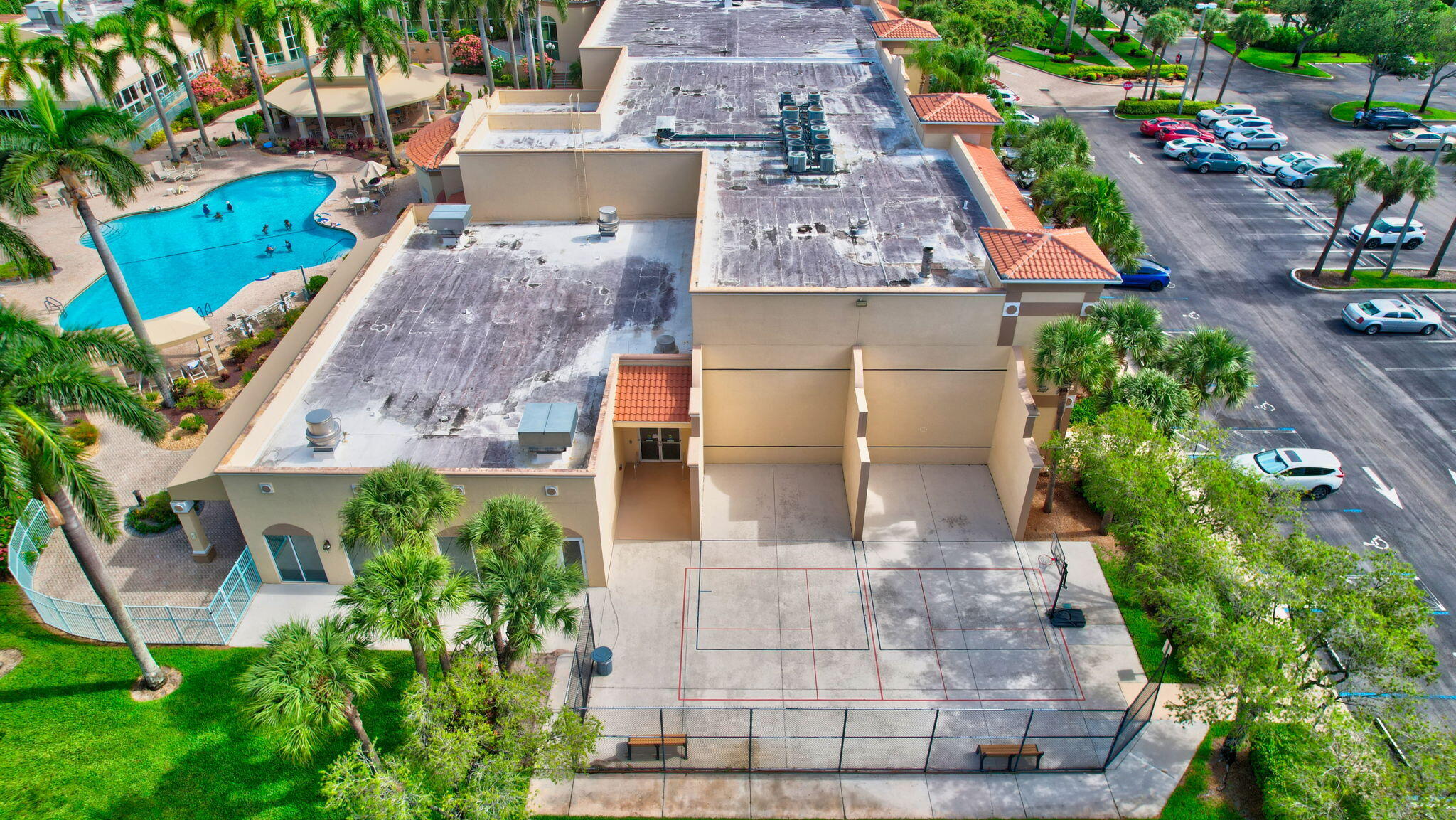 5777 Gemstone Court 407