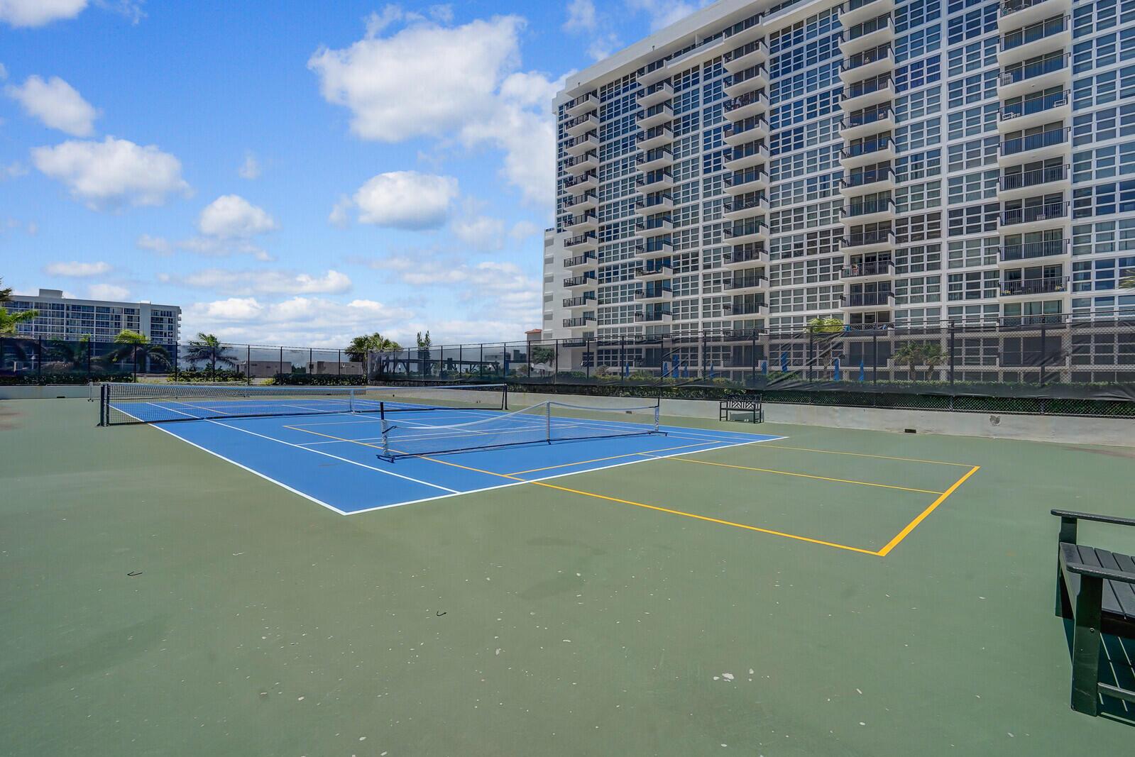 531 N Ocean Boulevard 1102