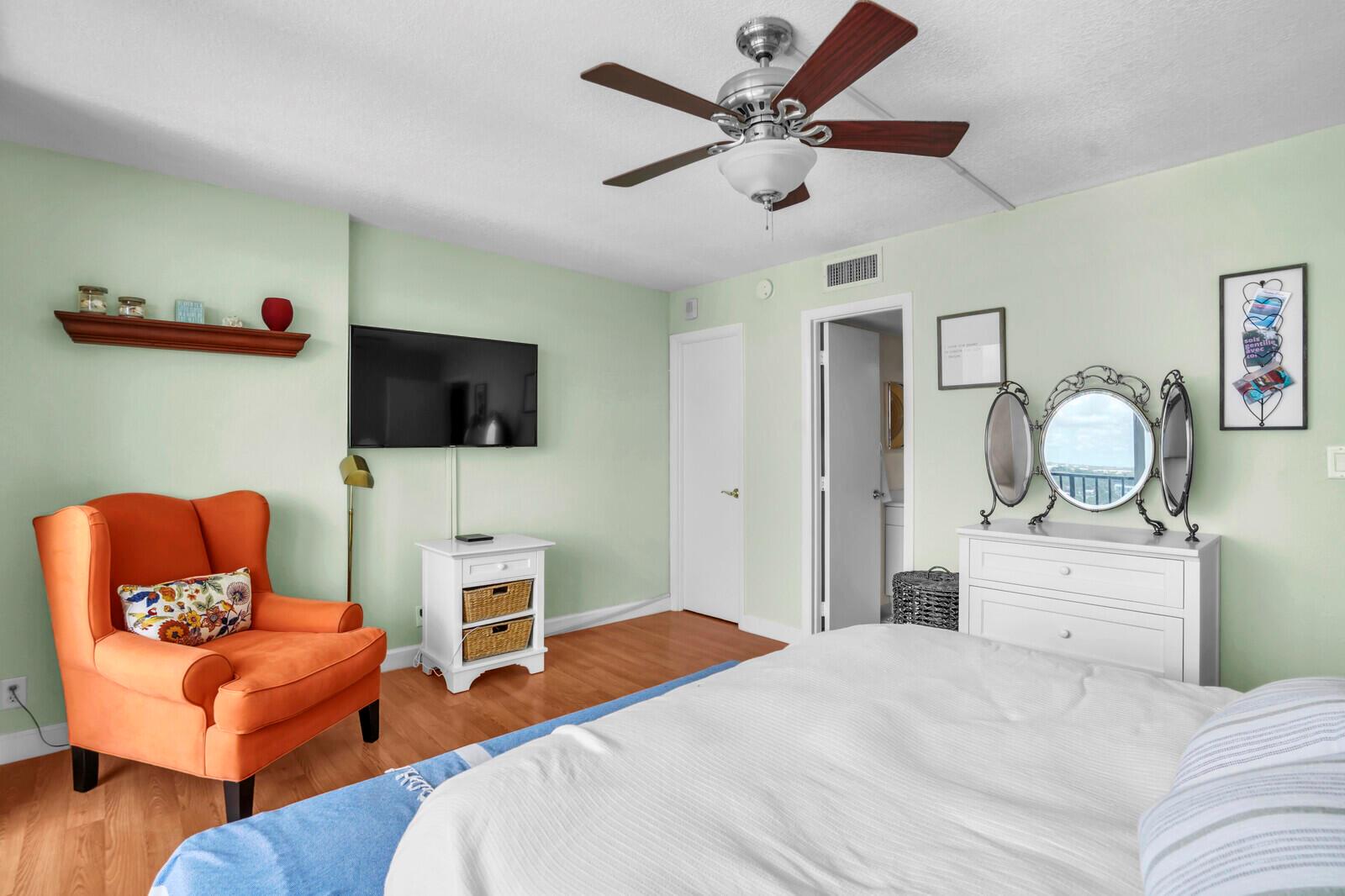 531 N Ocean Boulevard 1102