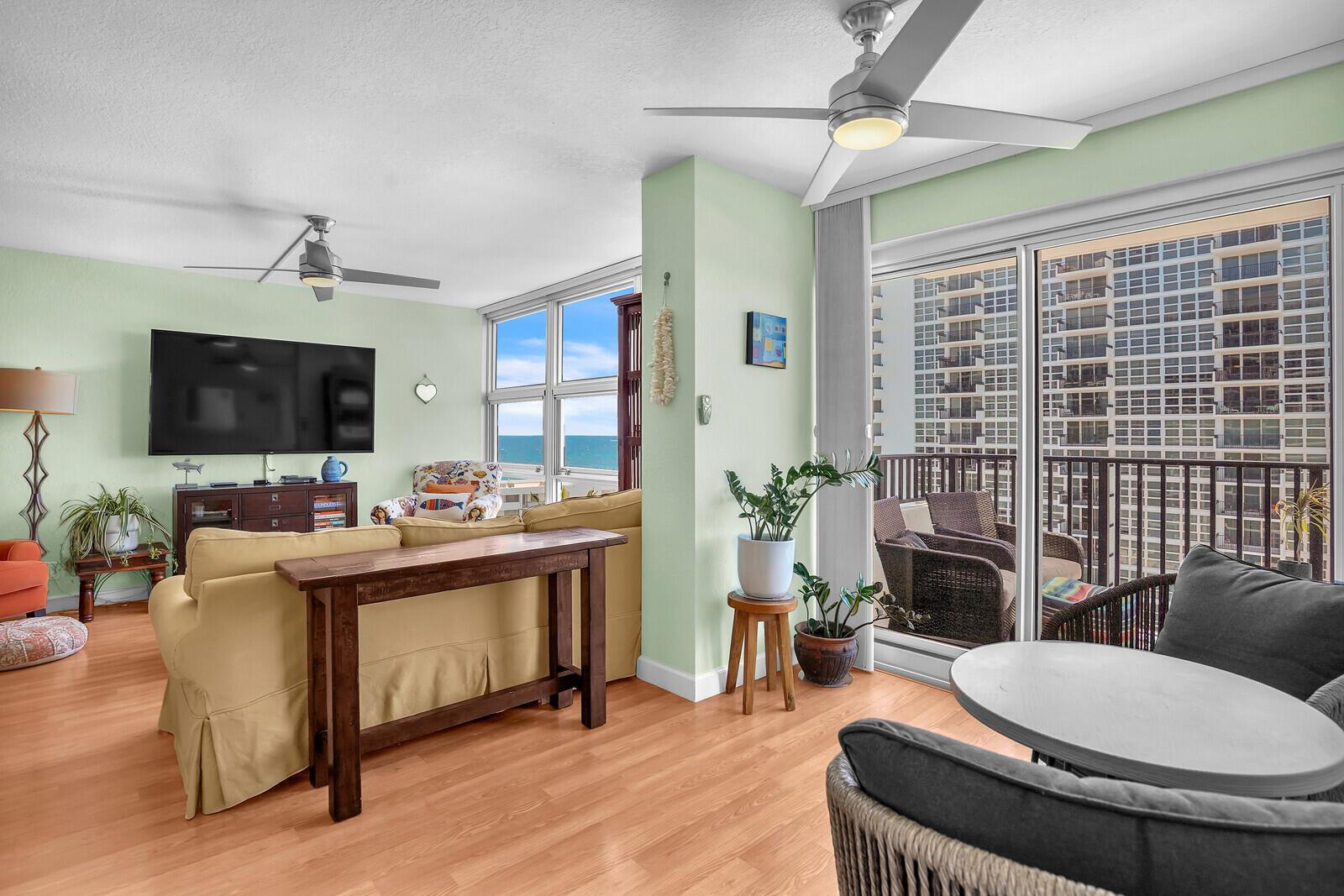 531 N Ocean Boulevard 1102