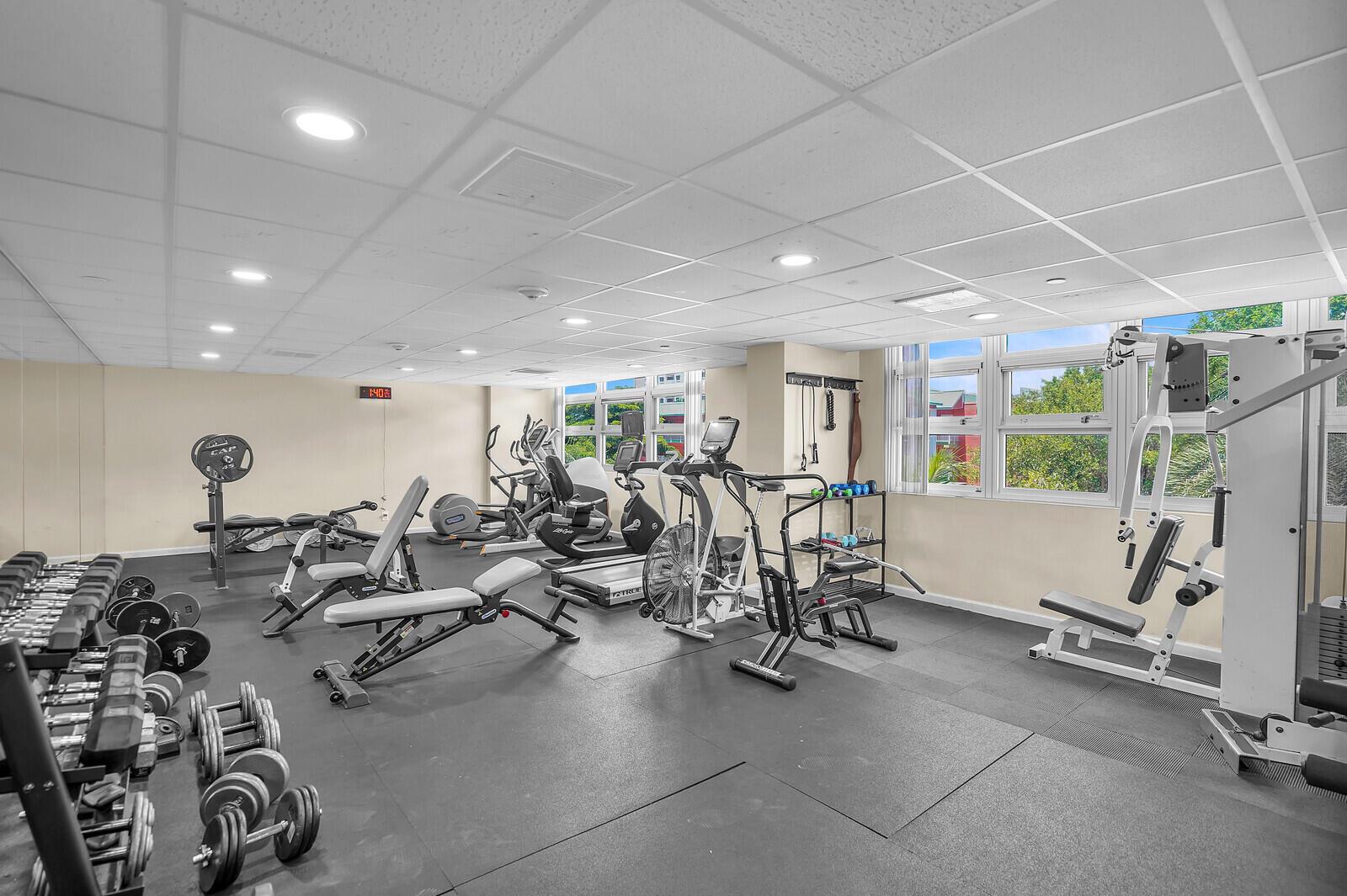 531 N Ocean Boulevard 1102