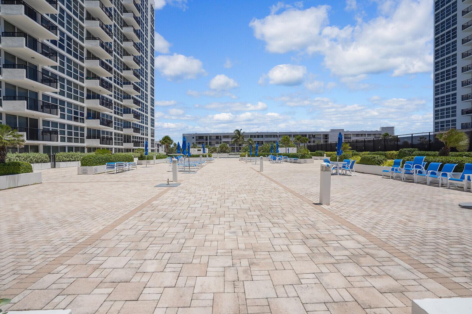 531 N Ocean Boulevard 1102