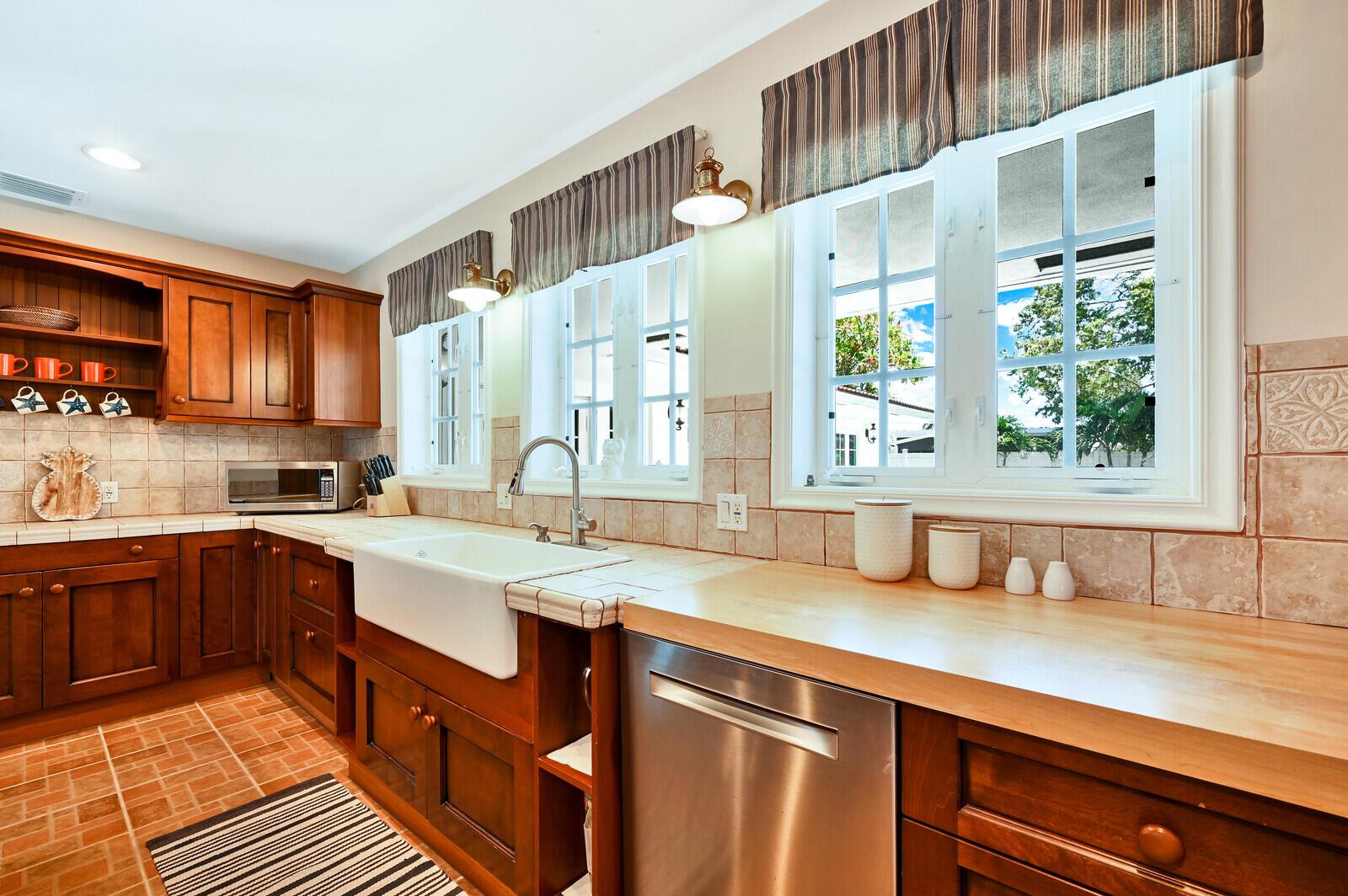 904 SE 12th Street