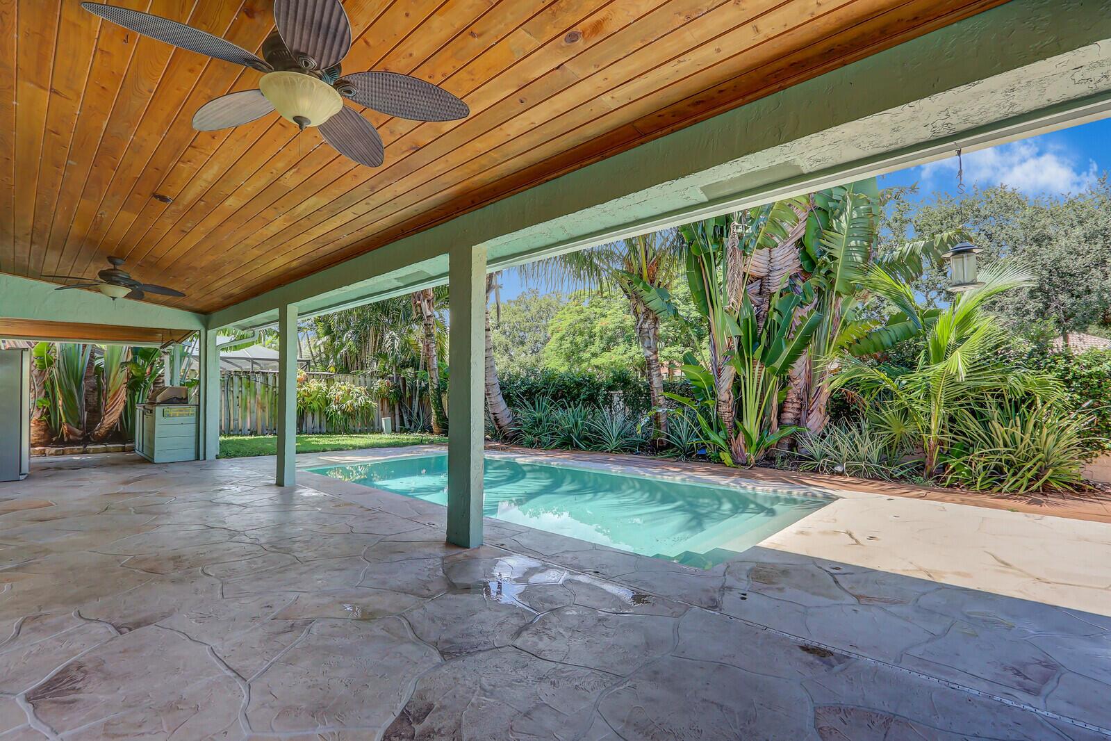 1103 Rainwood Circle W