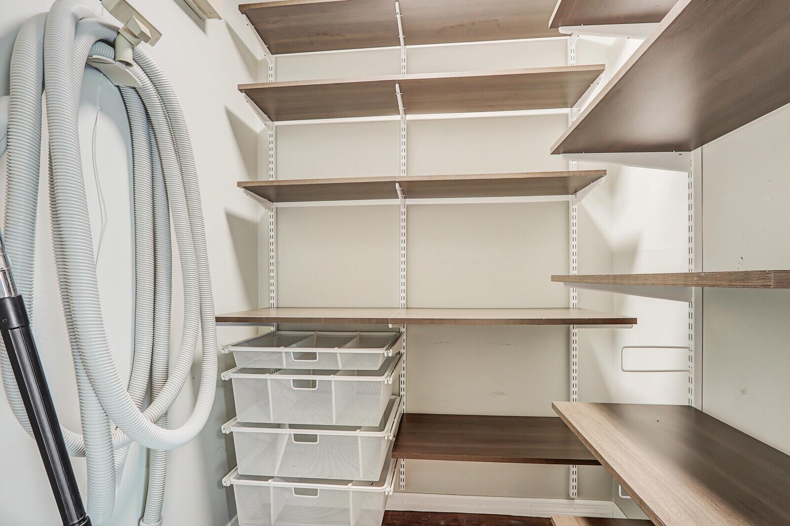 1103 Rainwood Circle W