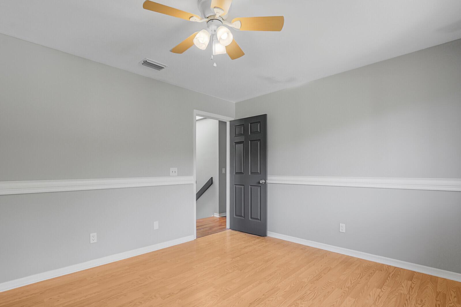 1103 Rainwood Circle W