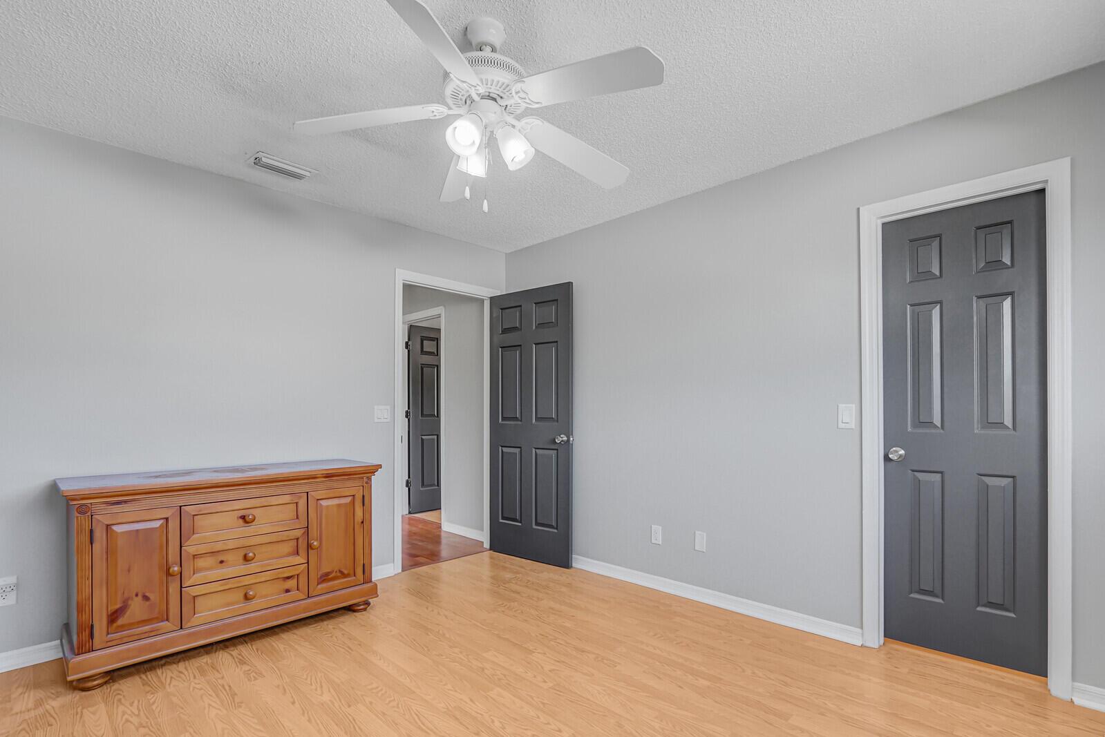 1103 Rainwood Circle W