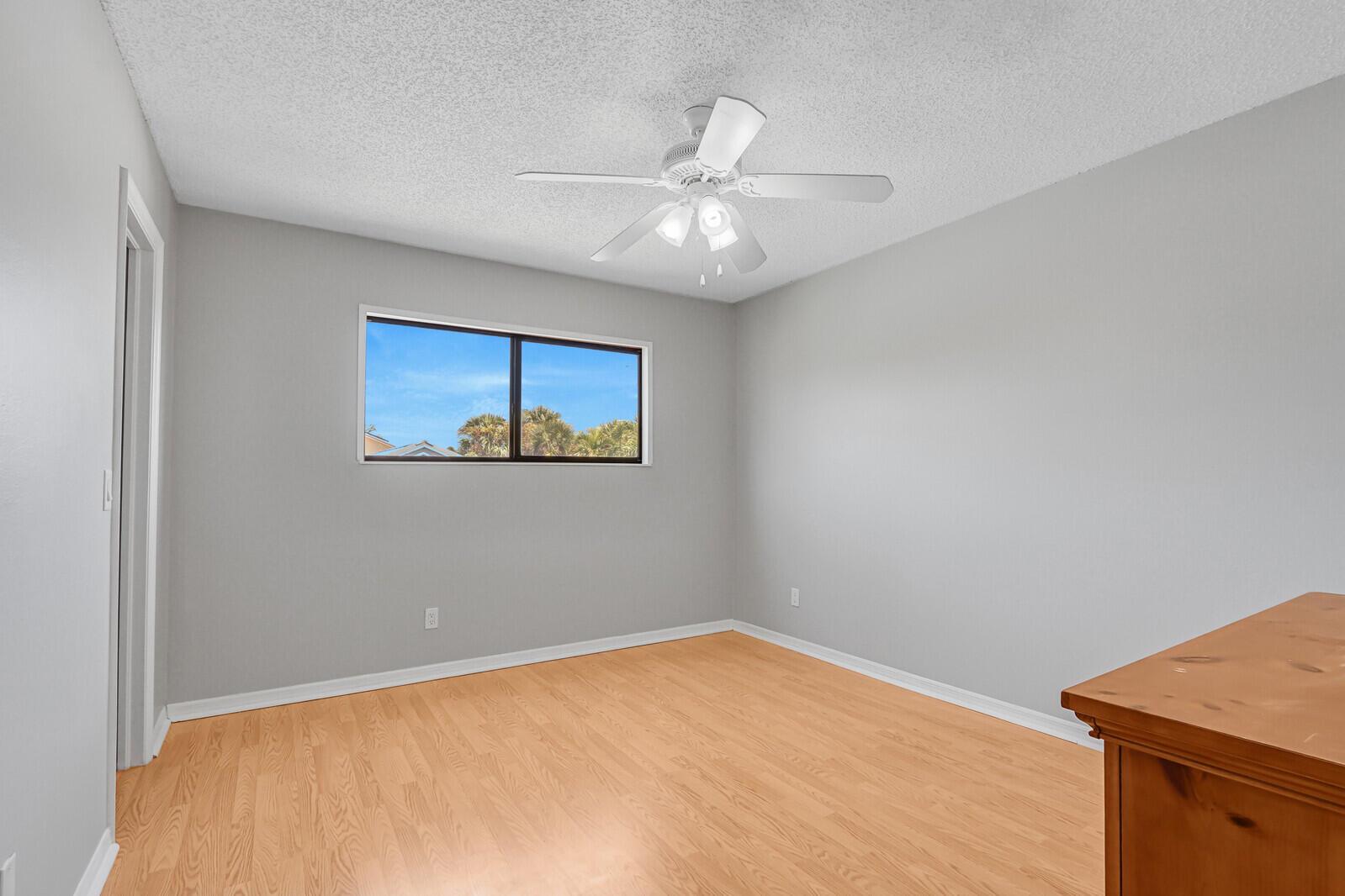 1103 Rainwood Circle W