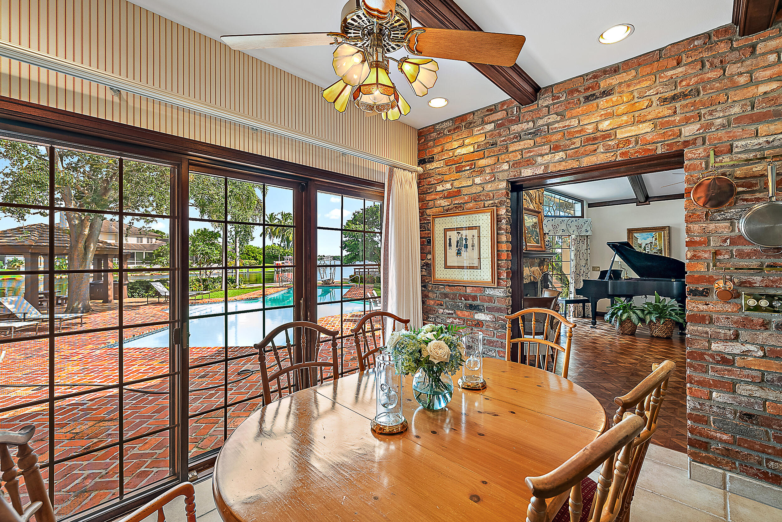 1938 Portage Landing N