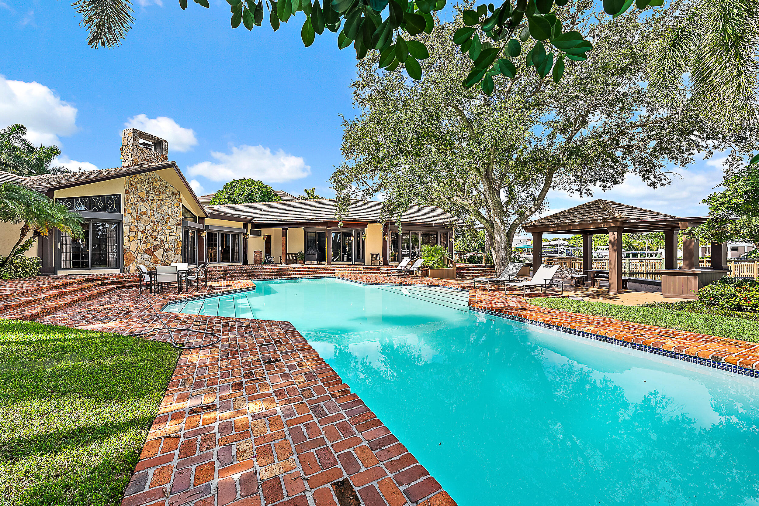 1938 Portage Landing N