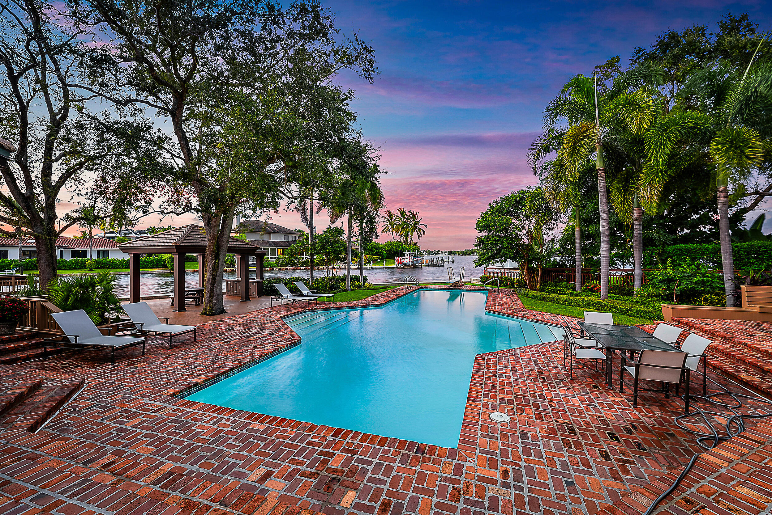 1938 Portage Landing N