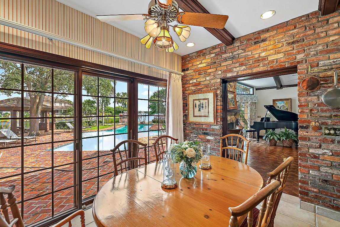 1938 Portage Landing N