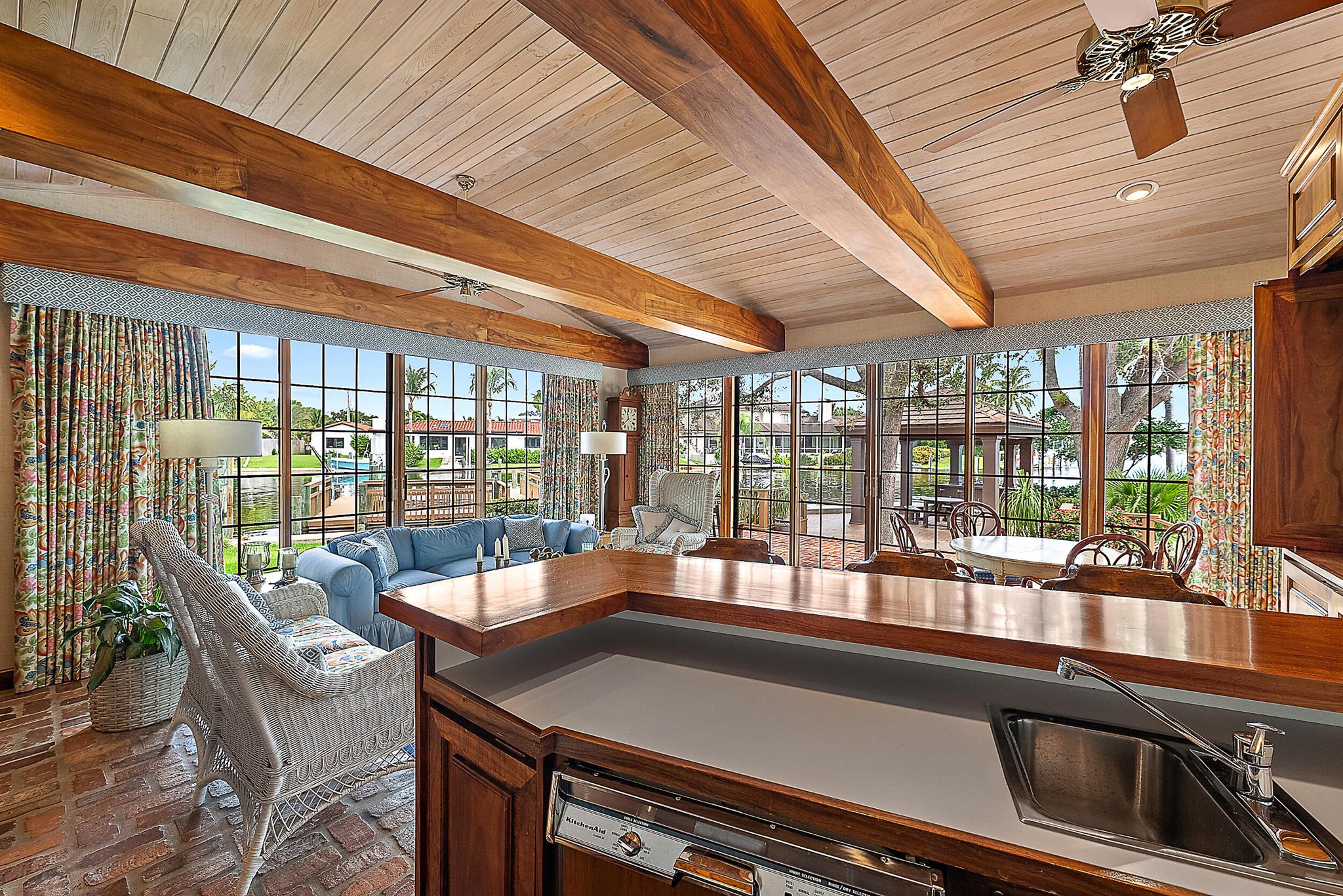 1938 Portage Landing N