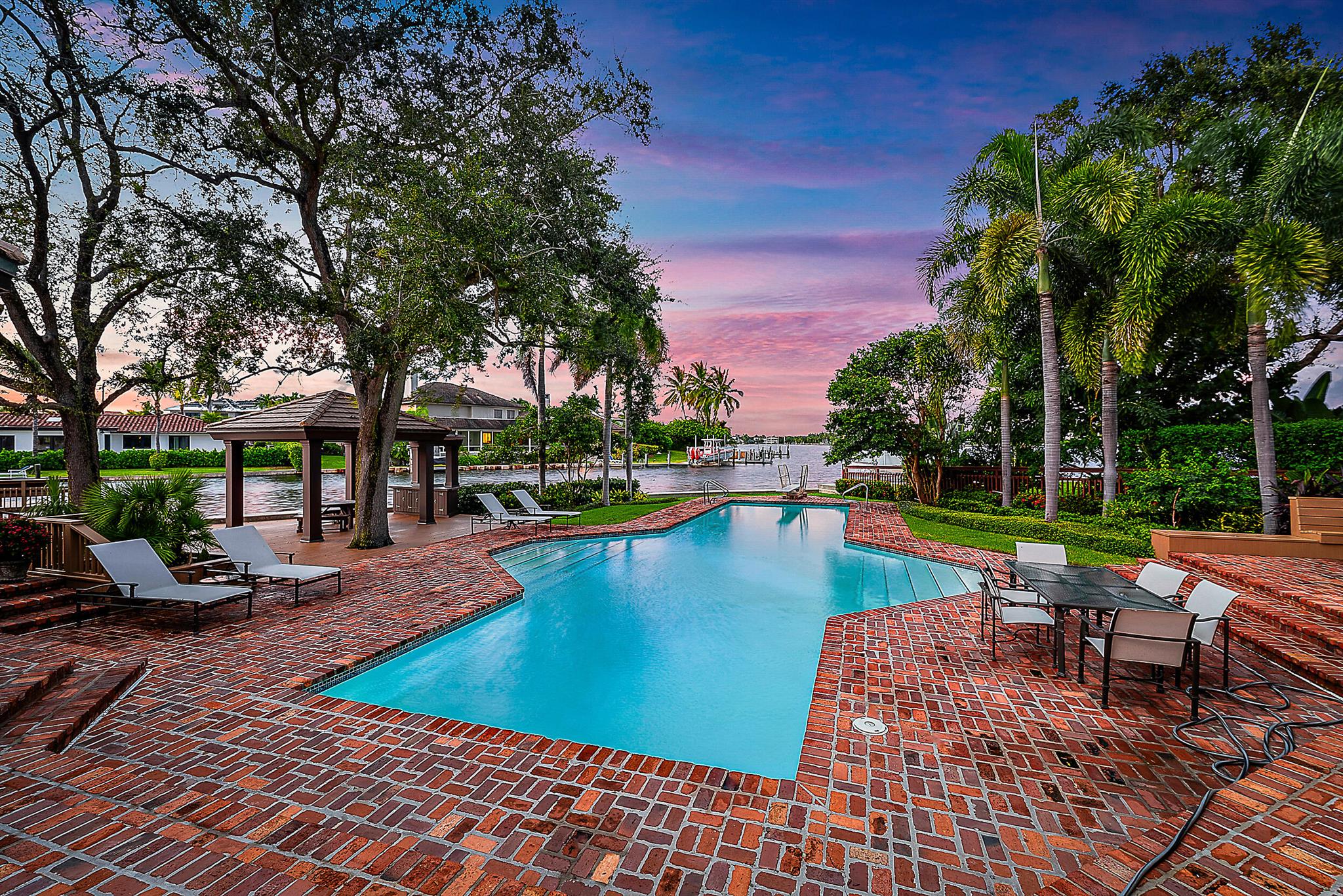 1938 Portage Landing N