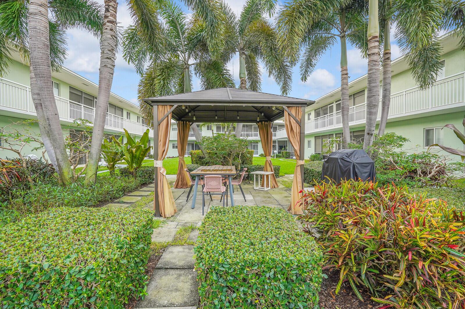 2100 NE 38th Street 111