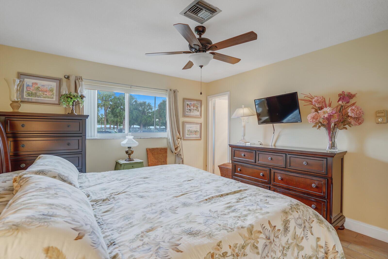 2100 NE 38th Street 111
