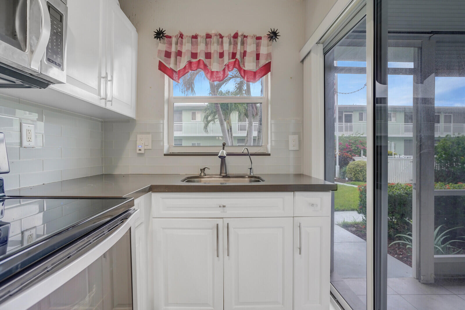 2100 NE 38th Street 111