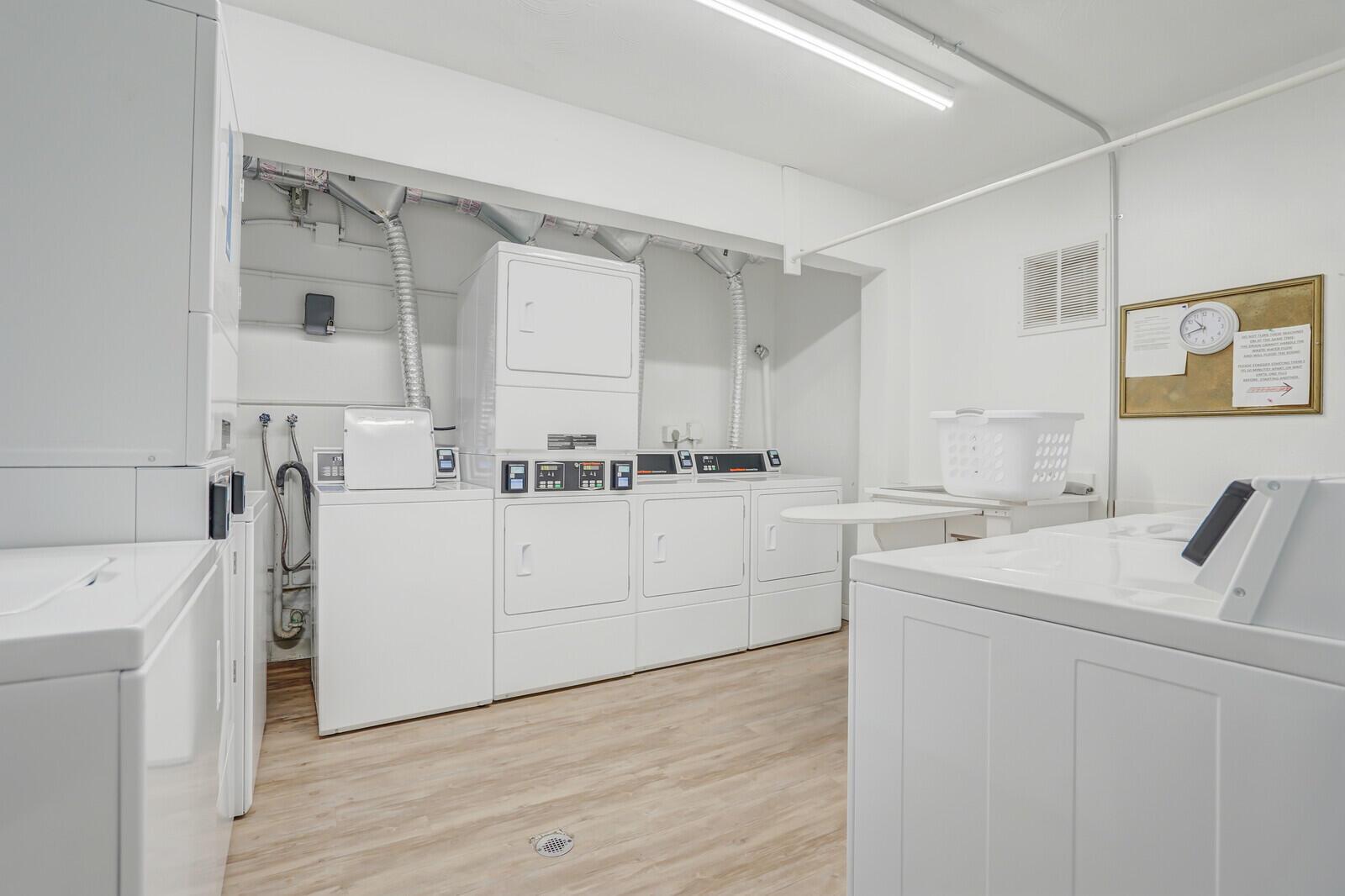 2100 NE 38th Street 111