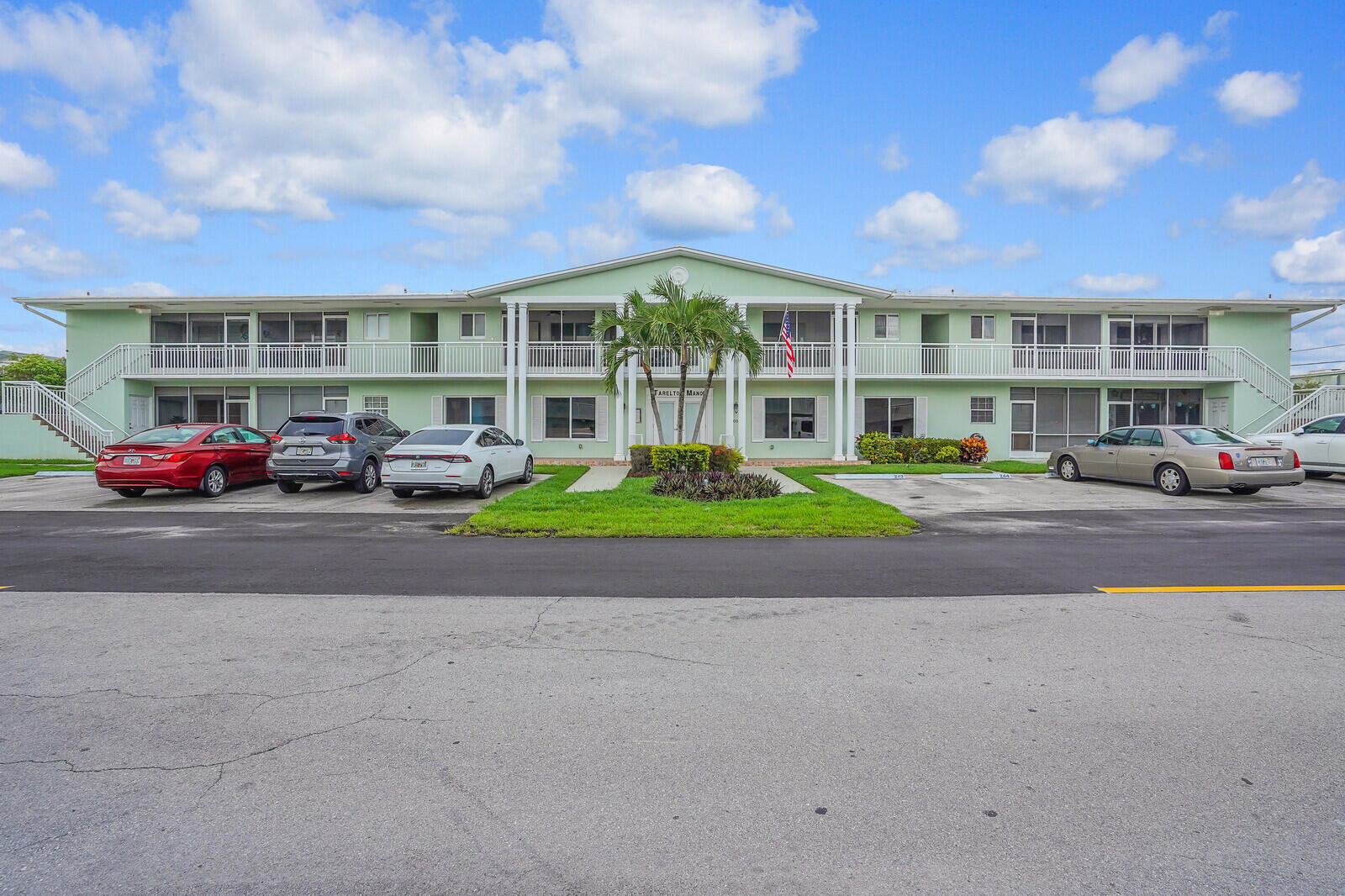 2100 NE 38th Street 111