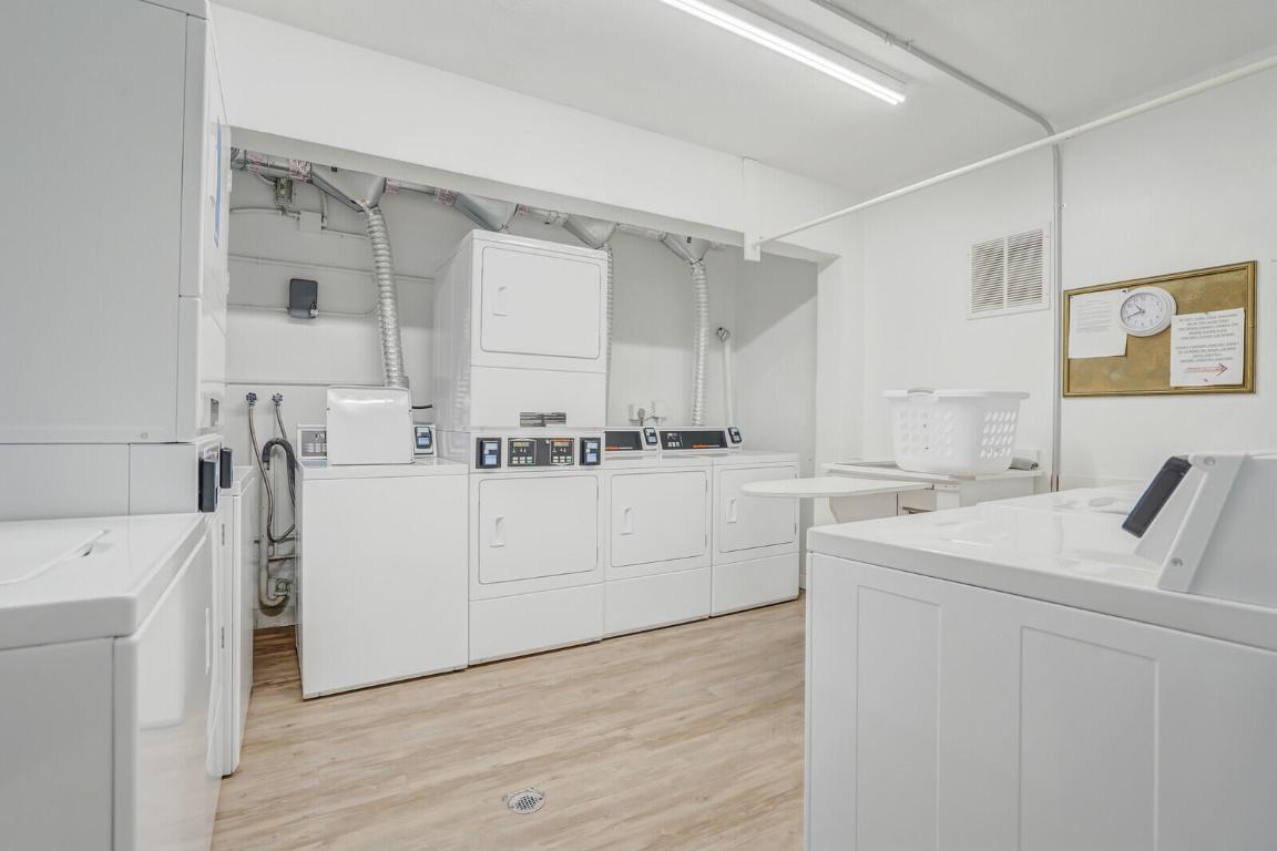 2100 NE 38th Street 111