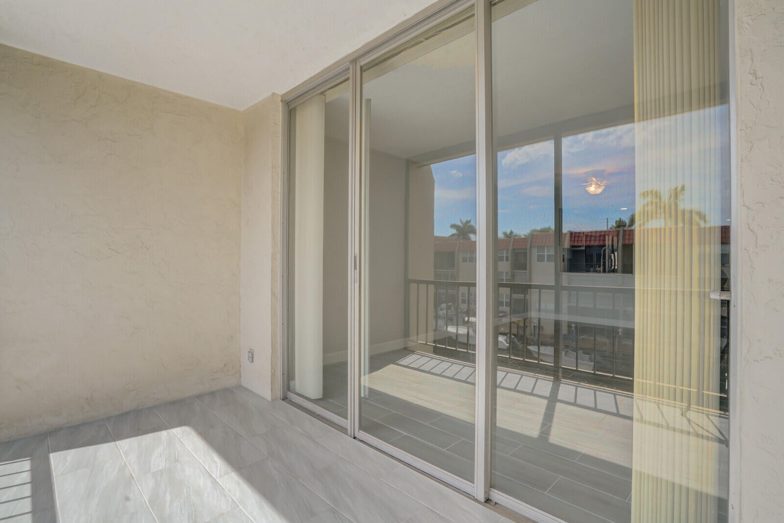 777 S Federal Highway E301