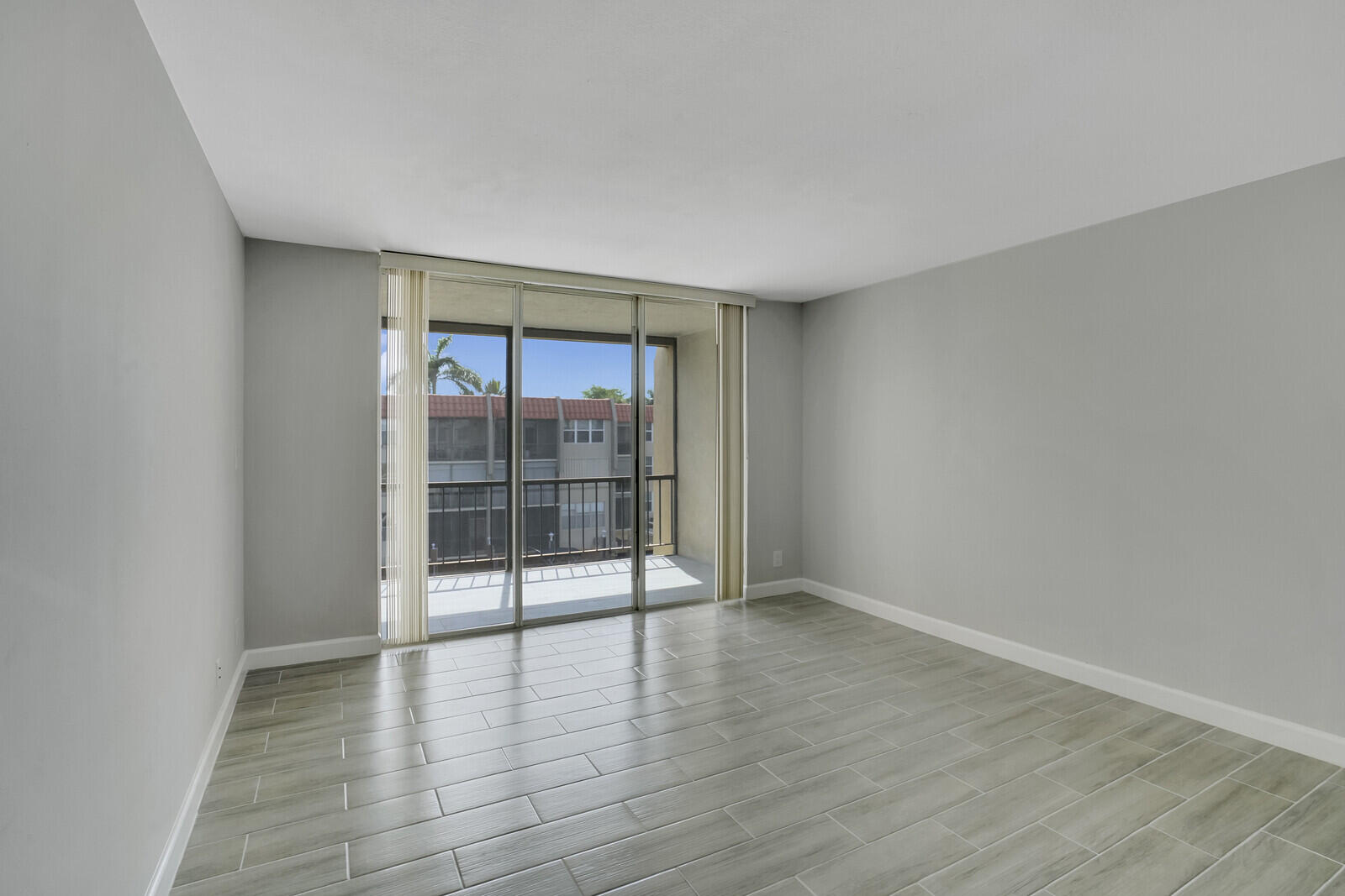 777 S Federal Highway E301