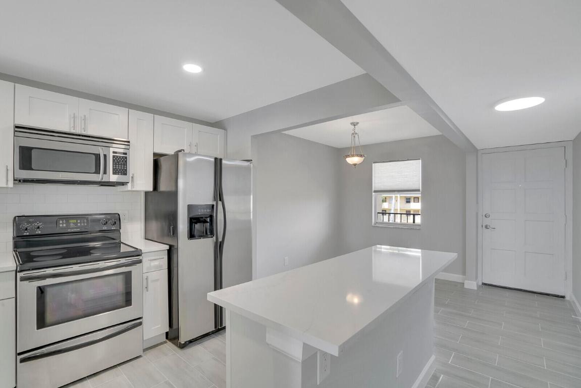 777 S Federal Highway E301