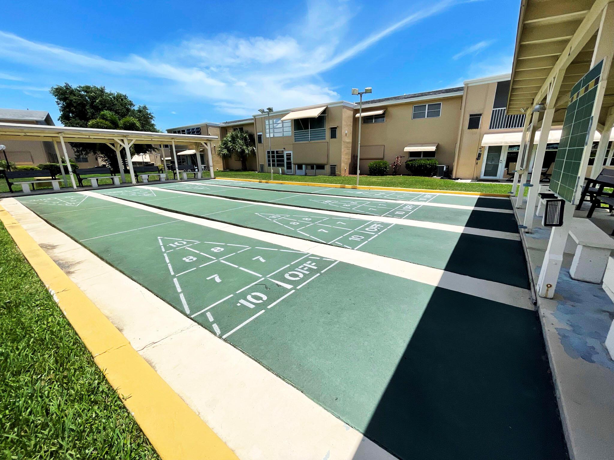 2111 NE 1st Court 204