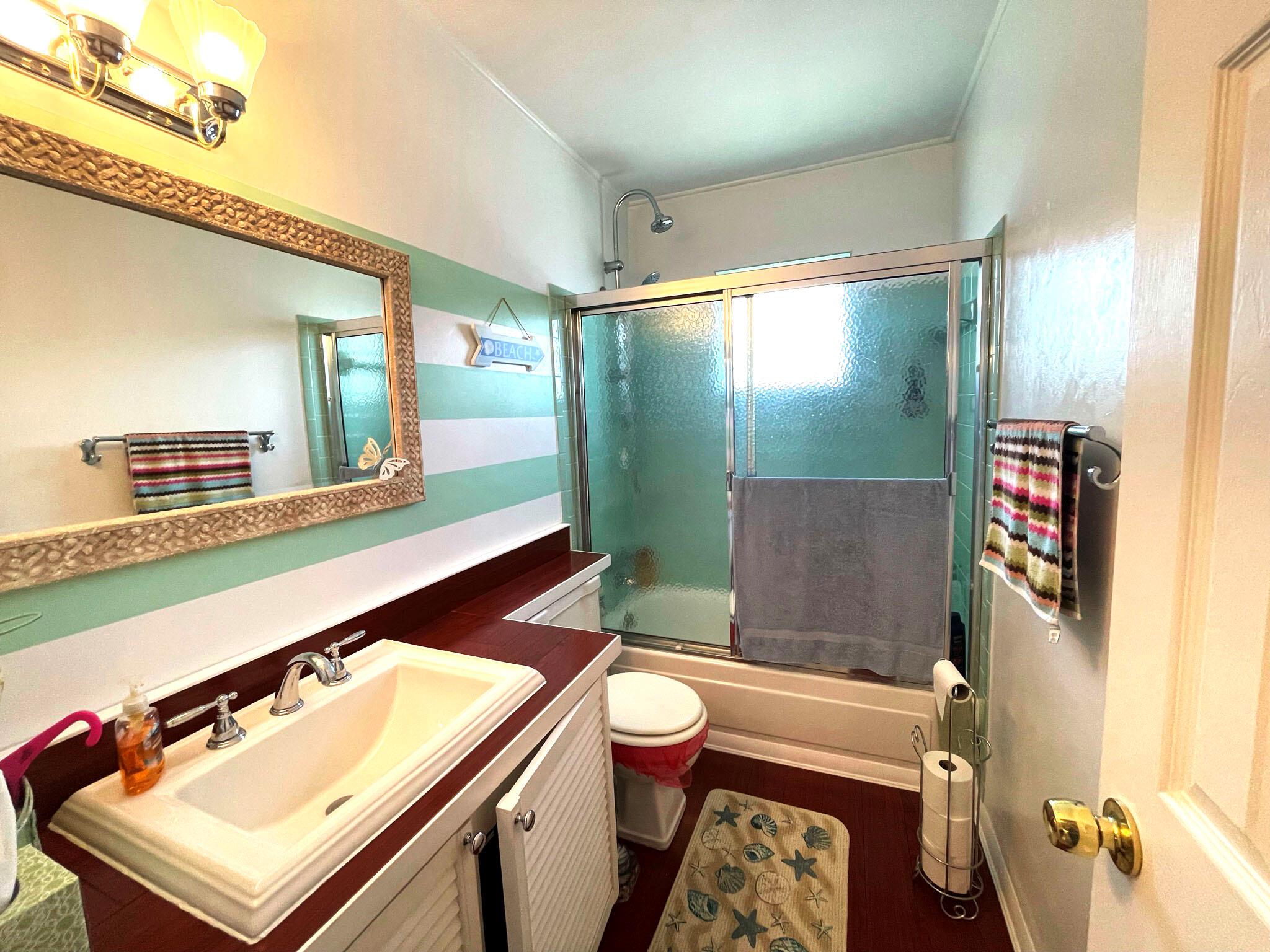 2111 NE 1st Court 204
