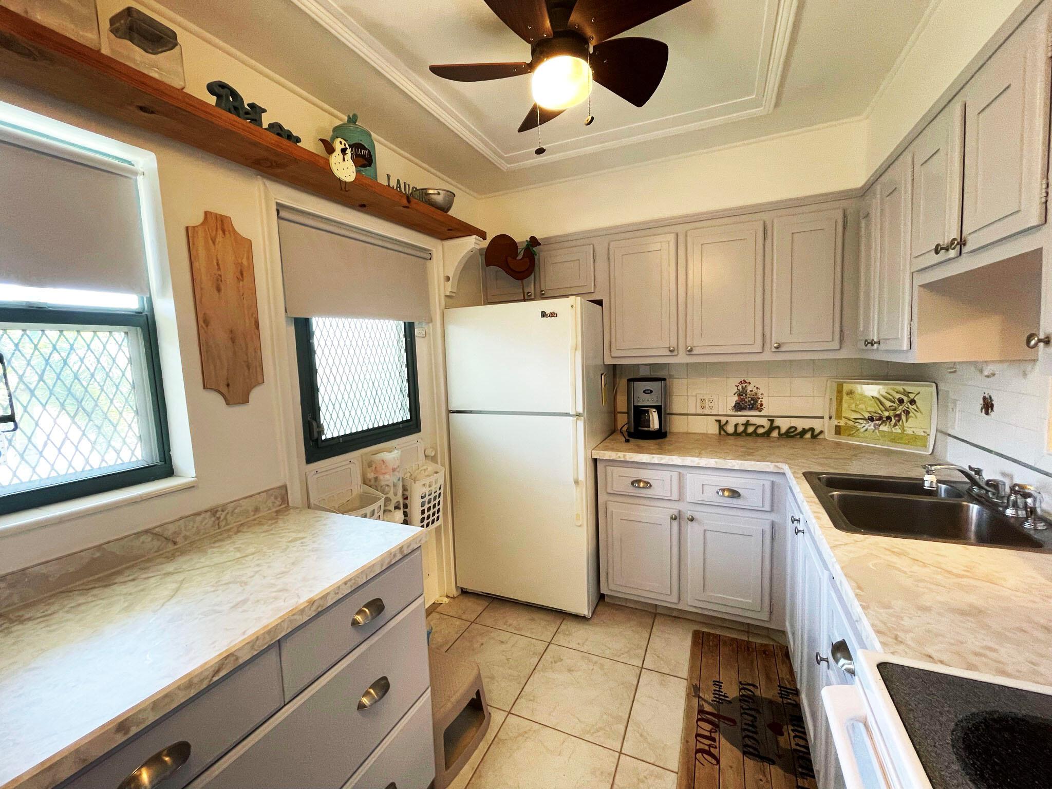 2111 NE 1st Court 204