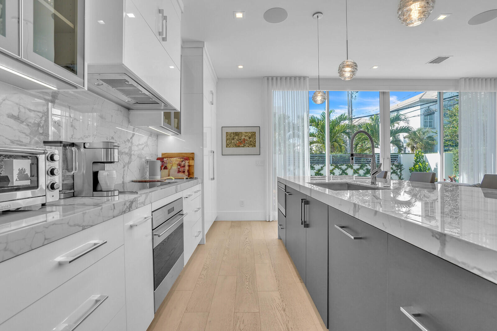 200 NE 7th Avenue 3