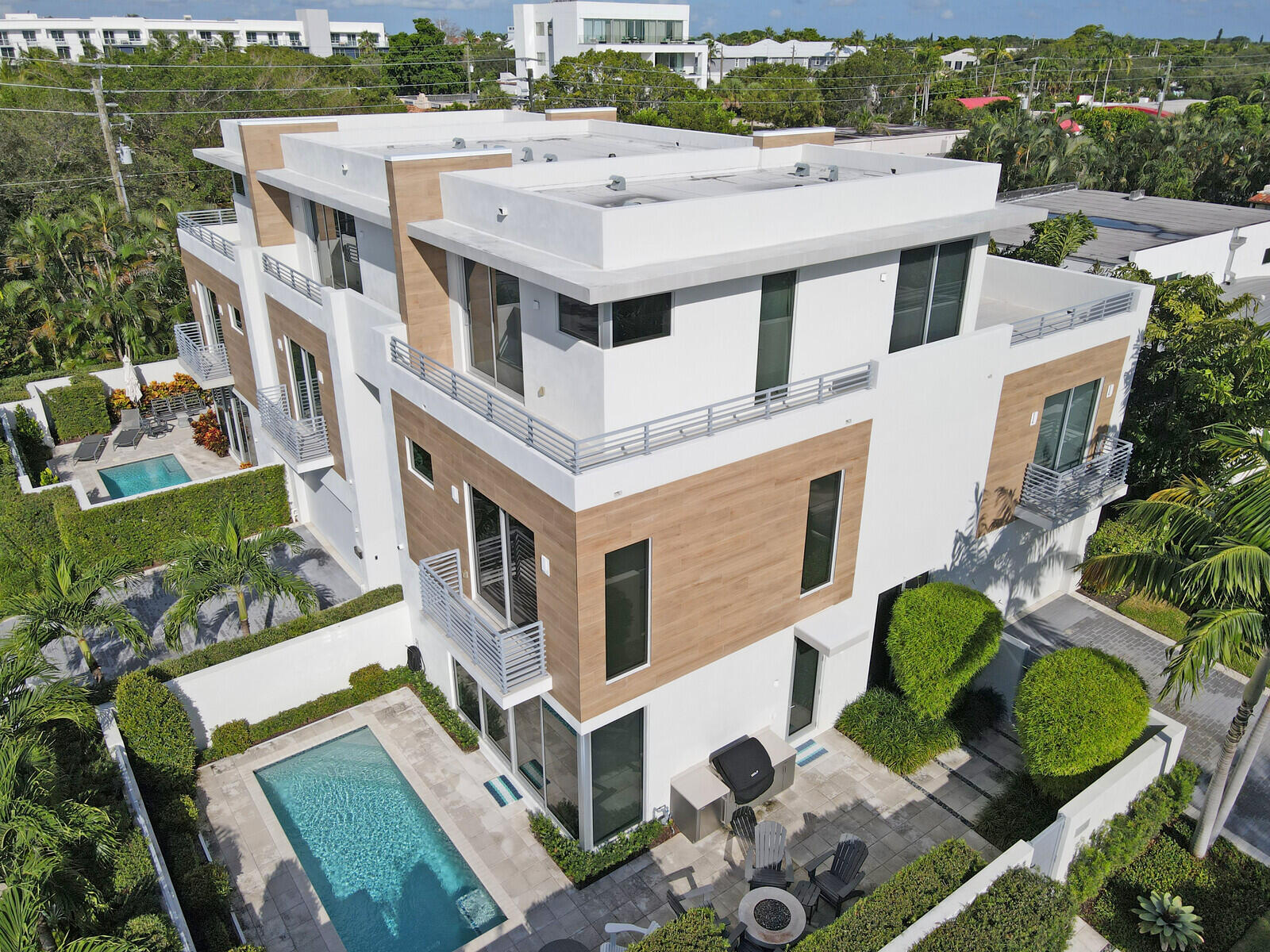 200 NE 7th Avenue 3