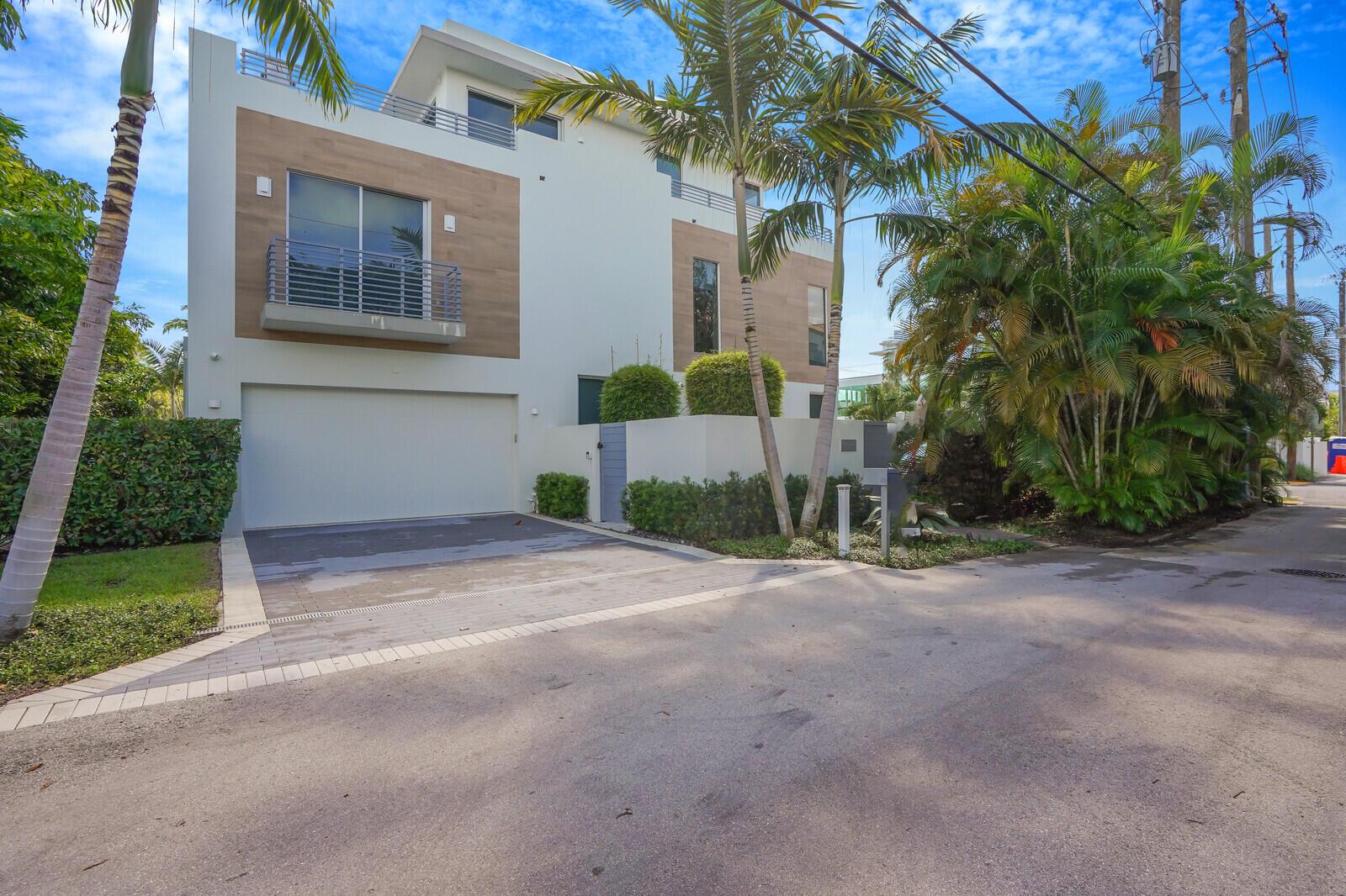 200 NE 7th Avenue 3