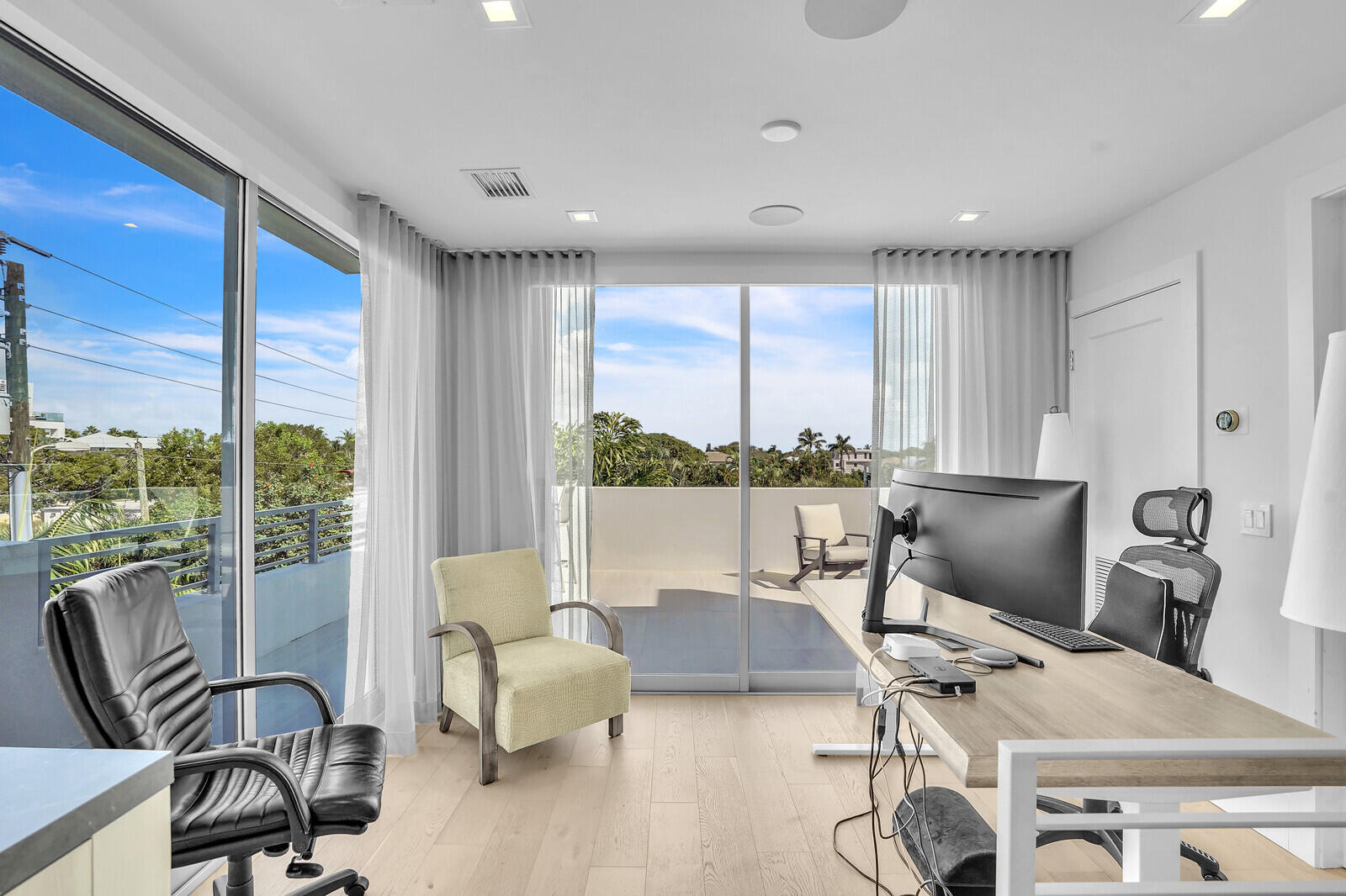 200 NE 7th Avenue 3