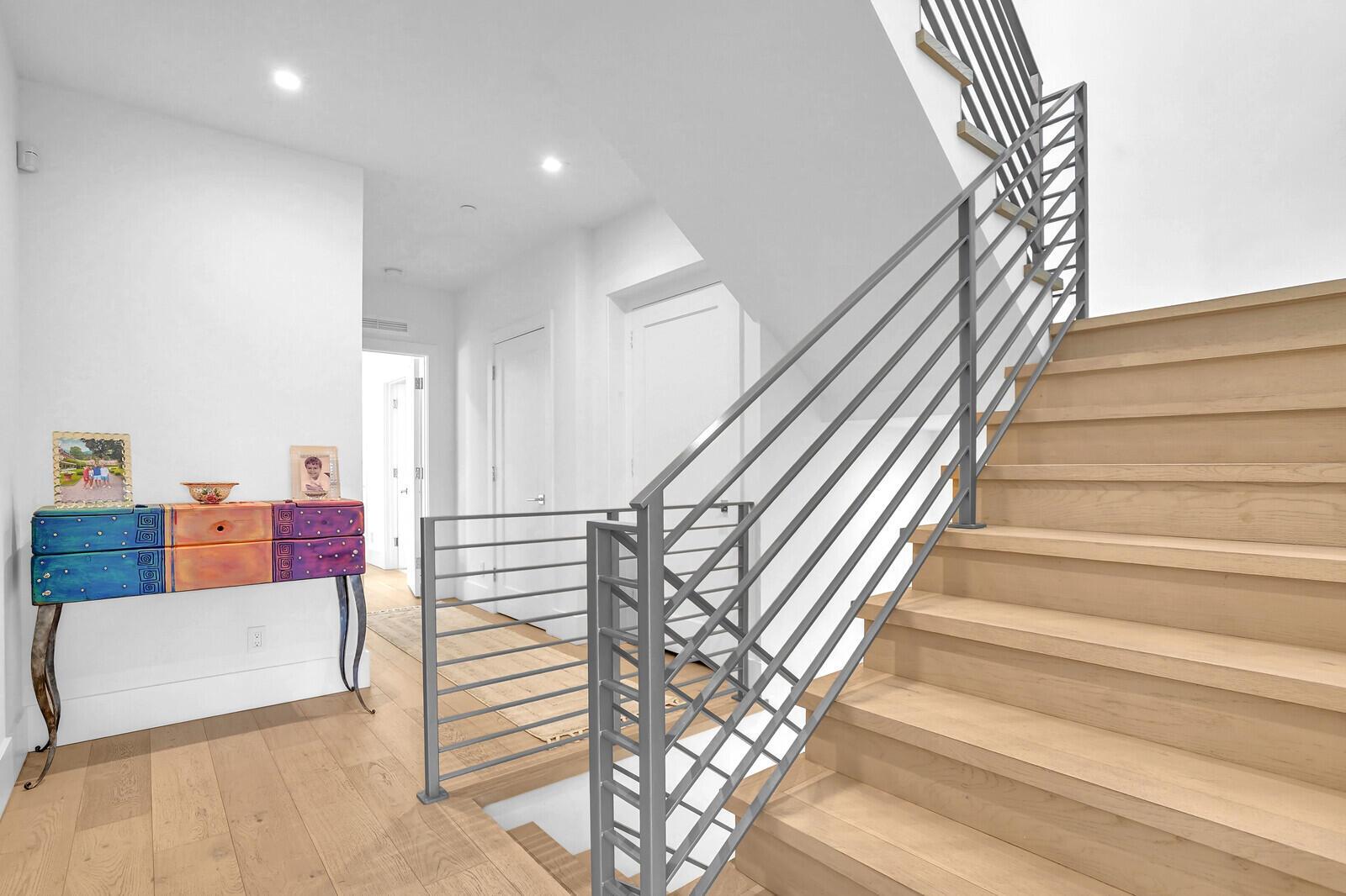 200 NE 7th Avenue 3