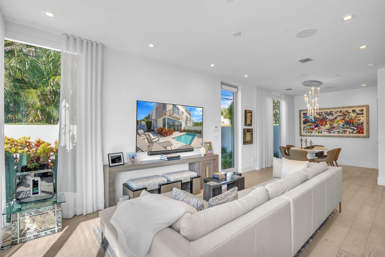 200 NE 7th Avenue 3