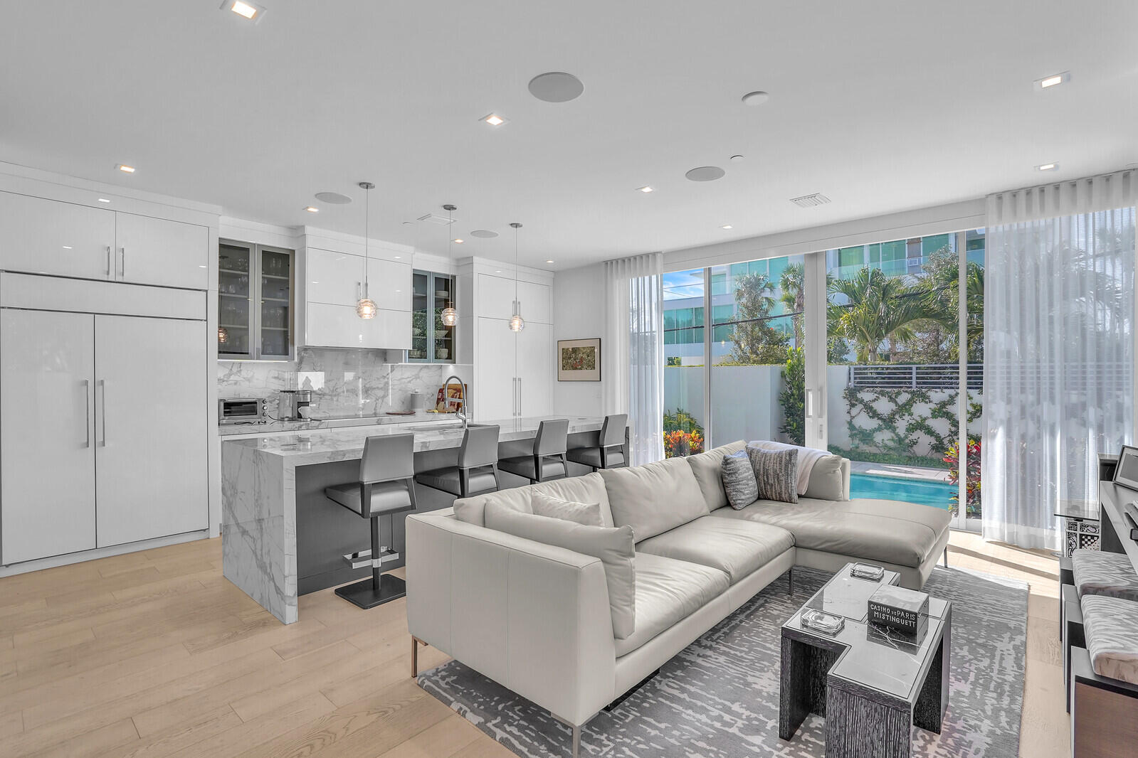 200 NE 7th Avenue 3