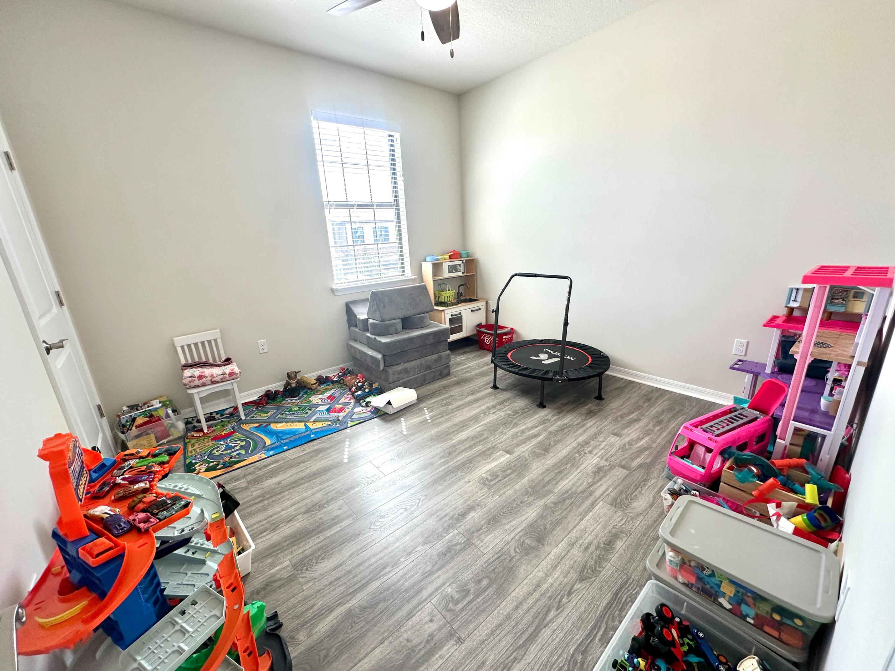 8181 Tailshot Court