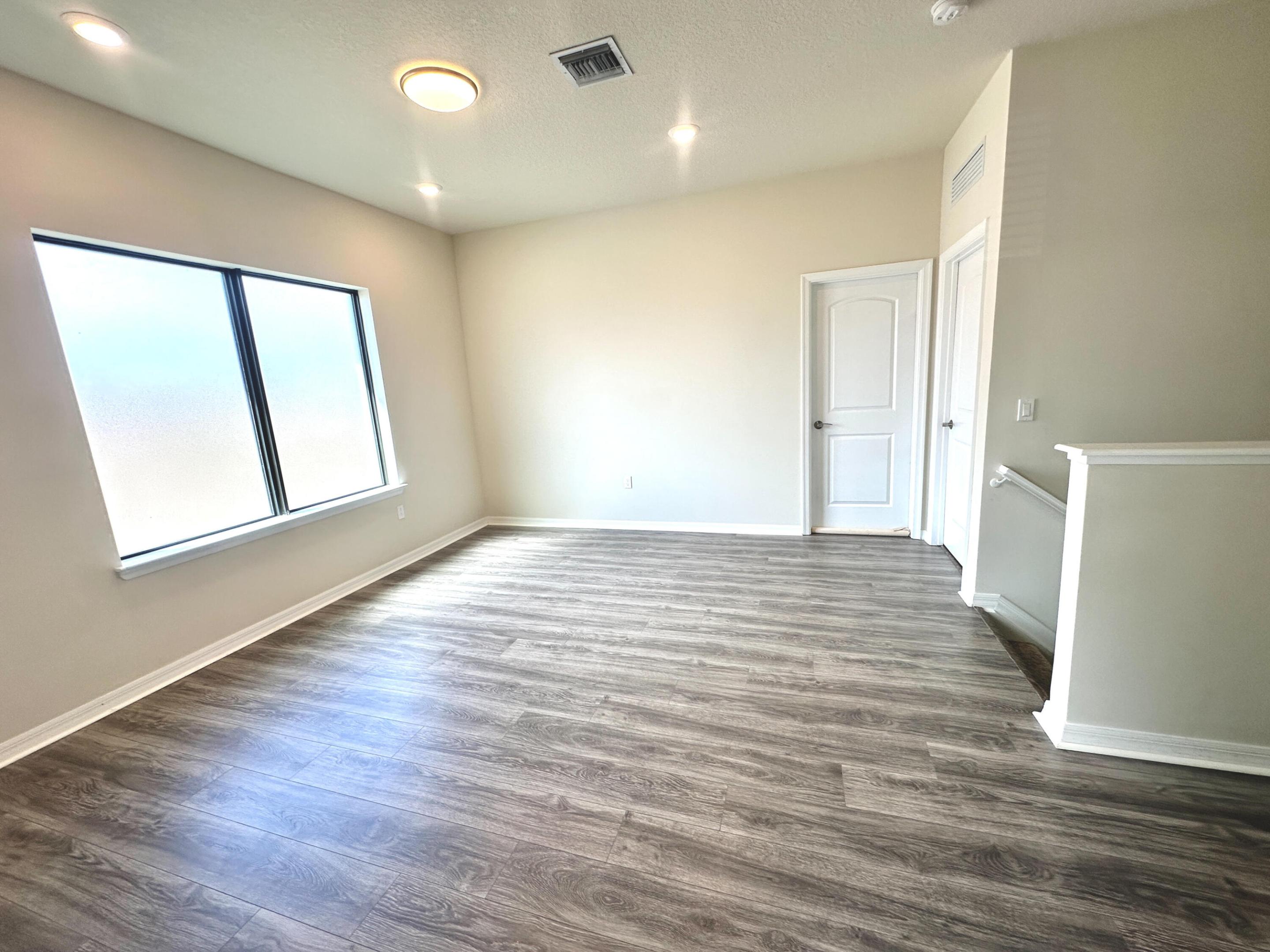 8181 Tailshot Court