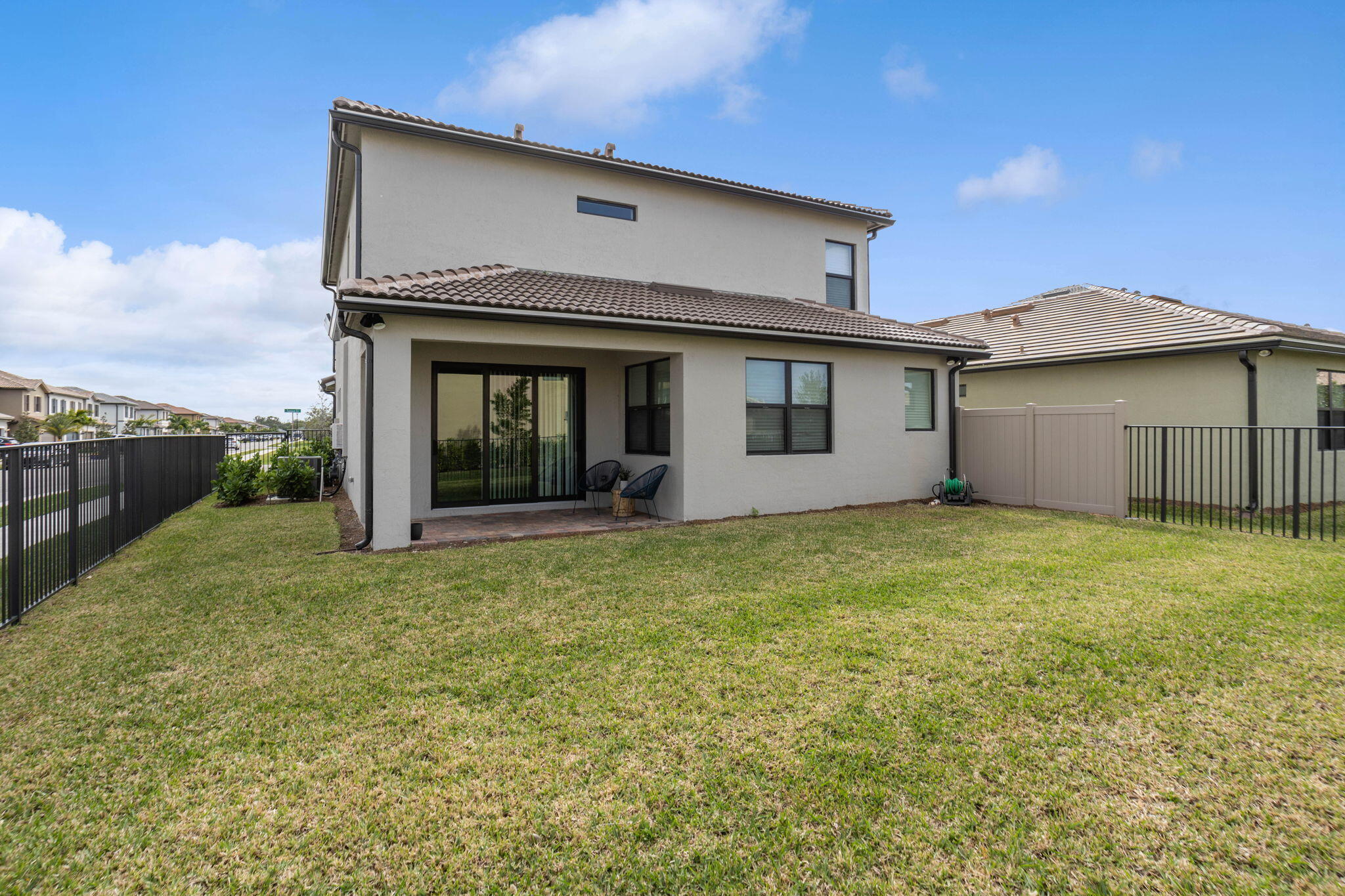 8181 Tailshot Court