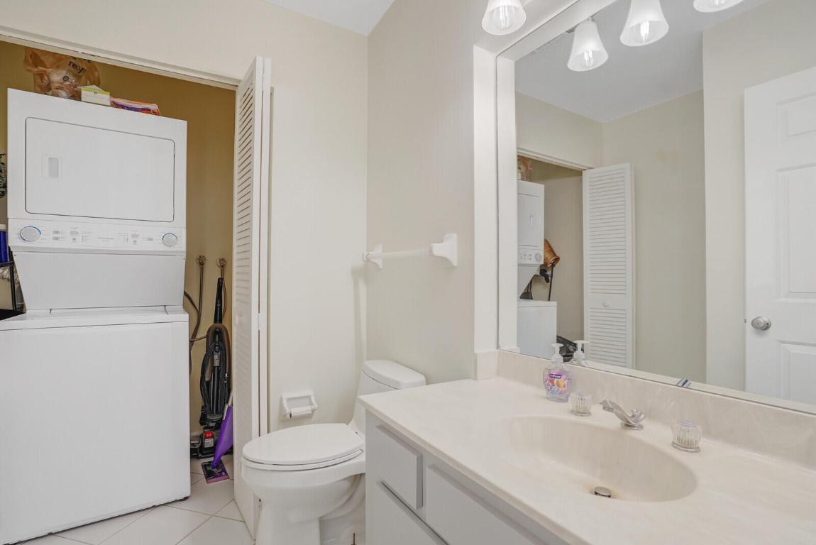 584 SE 20th Avenue 2