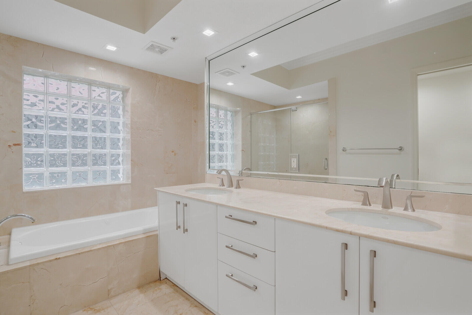 2051 SE 3rd Street Th7