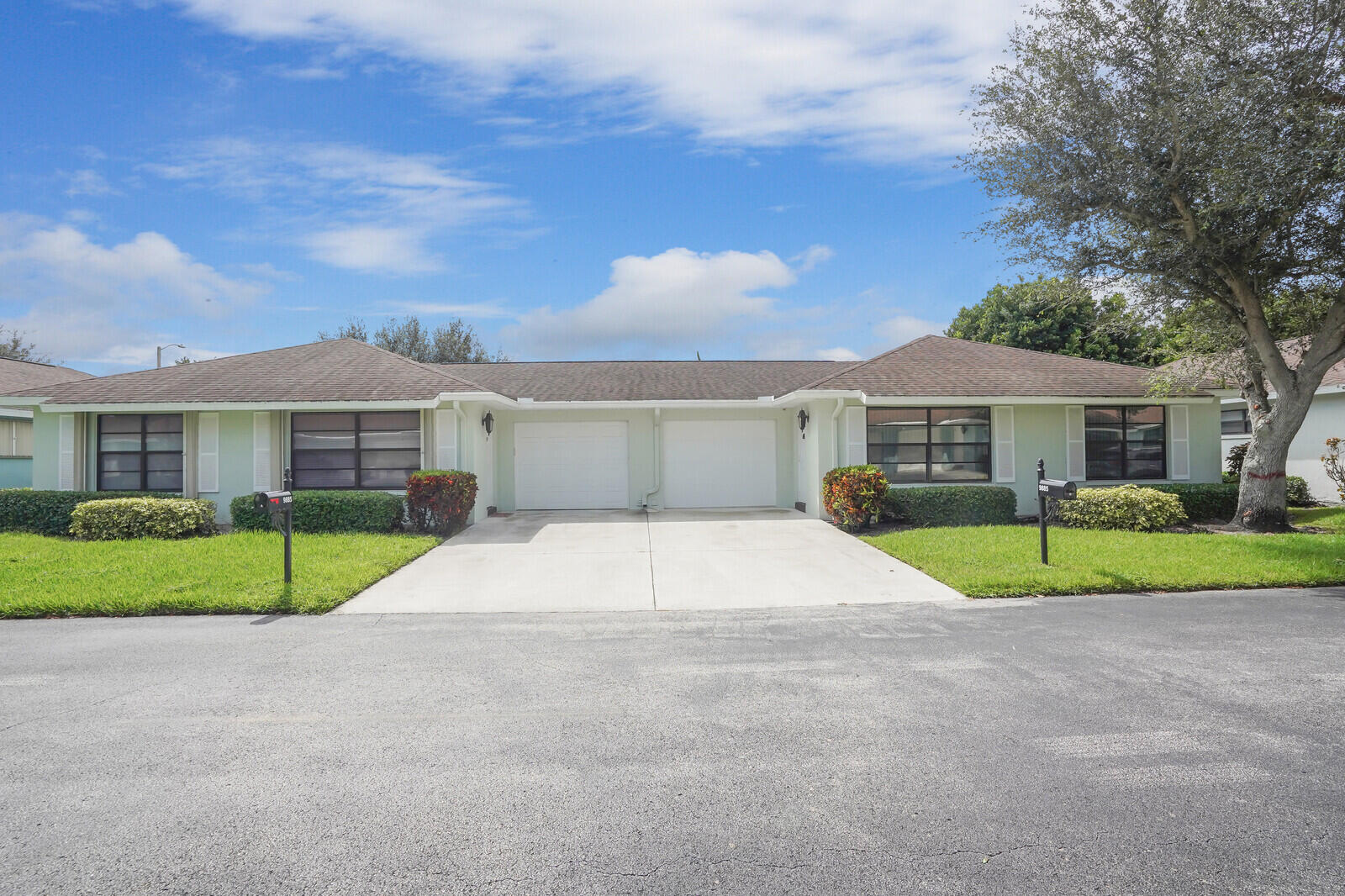 9885 Orchid Tree Trail B